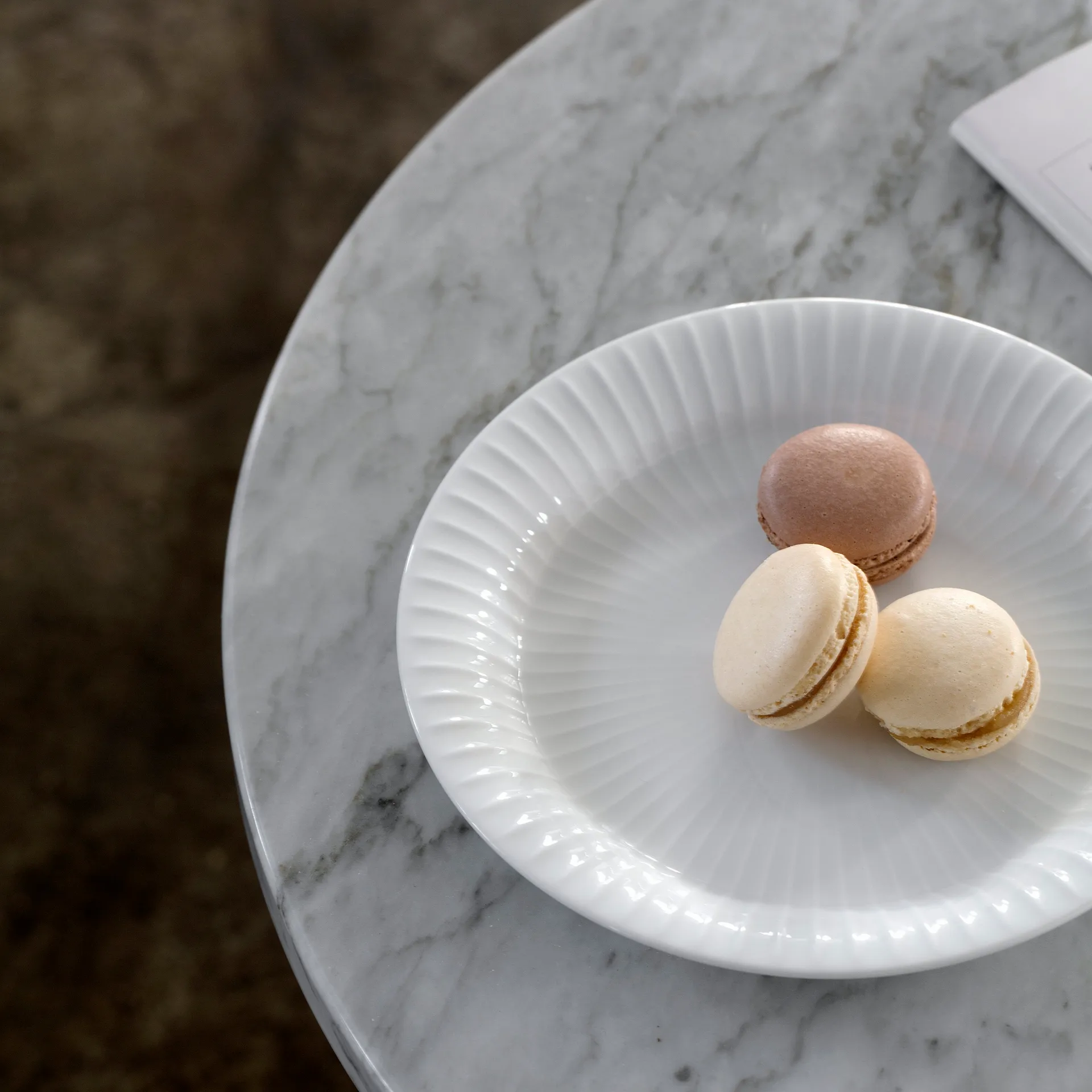 해머소이 접시 화이트, Ø 22 cm Kähler | 케흘러