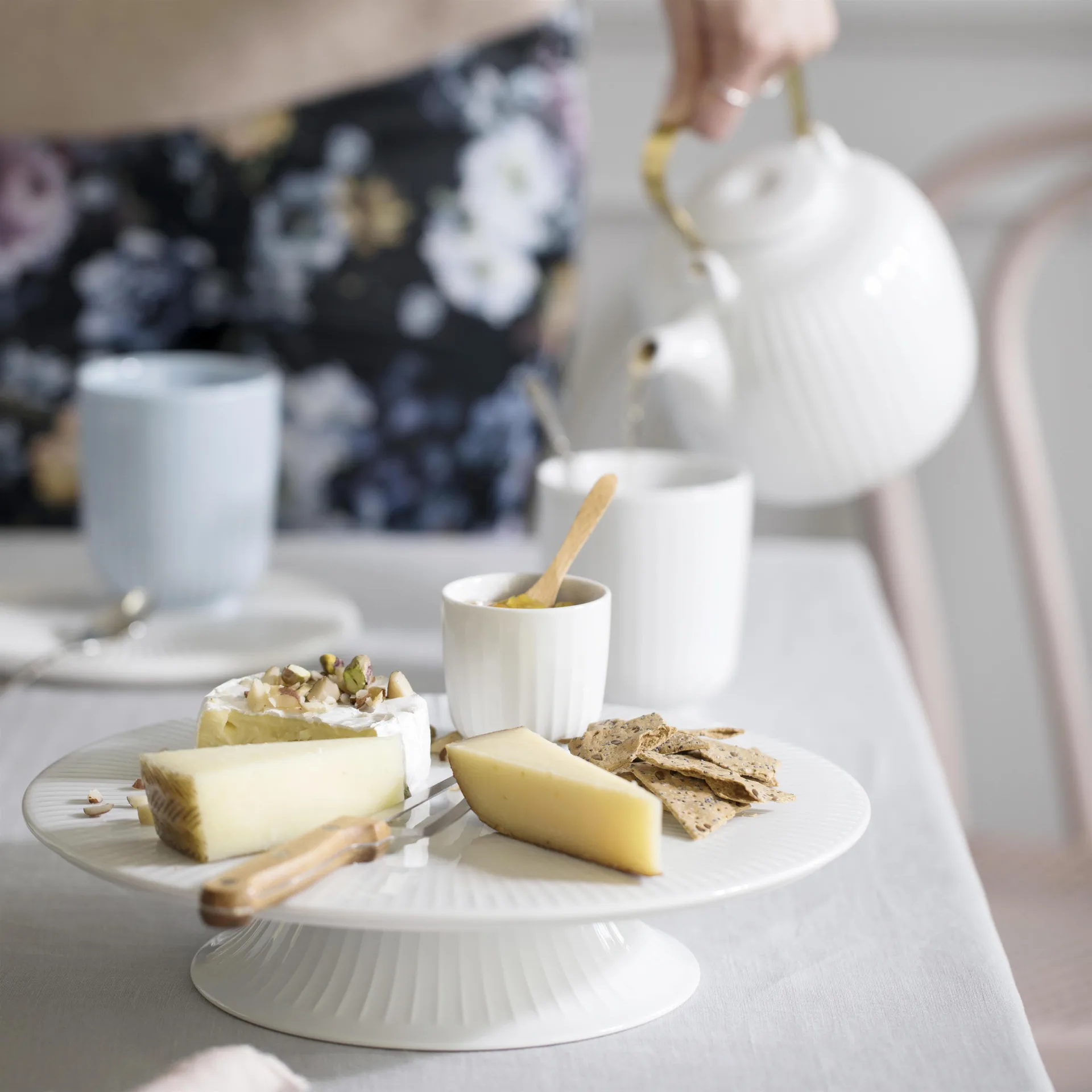 해머소이 케잌 플래터 Ø30 cm, white Kähler | 케흘러