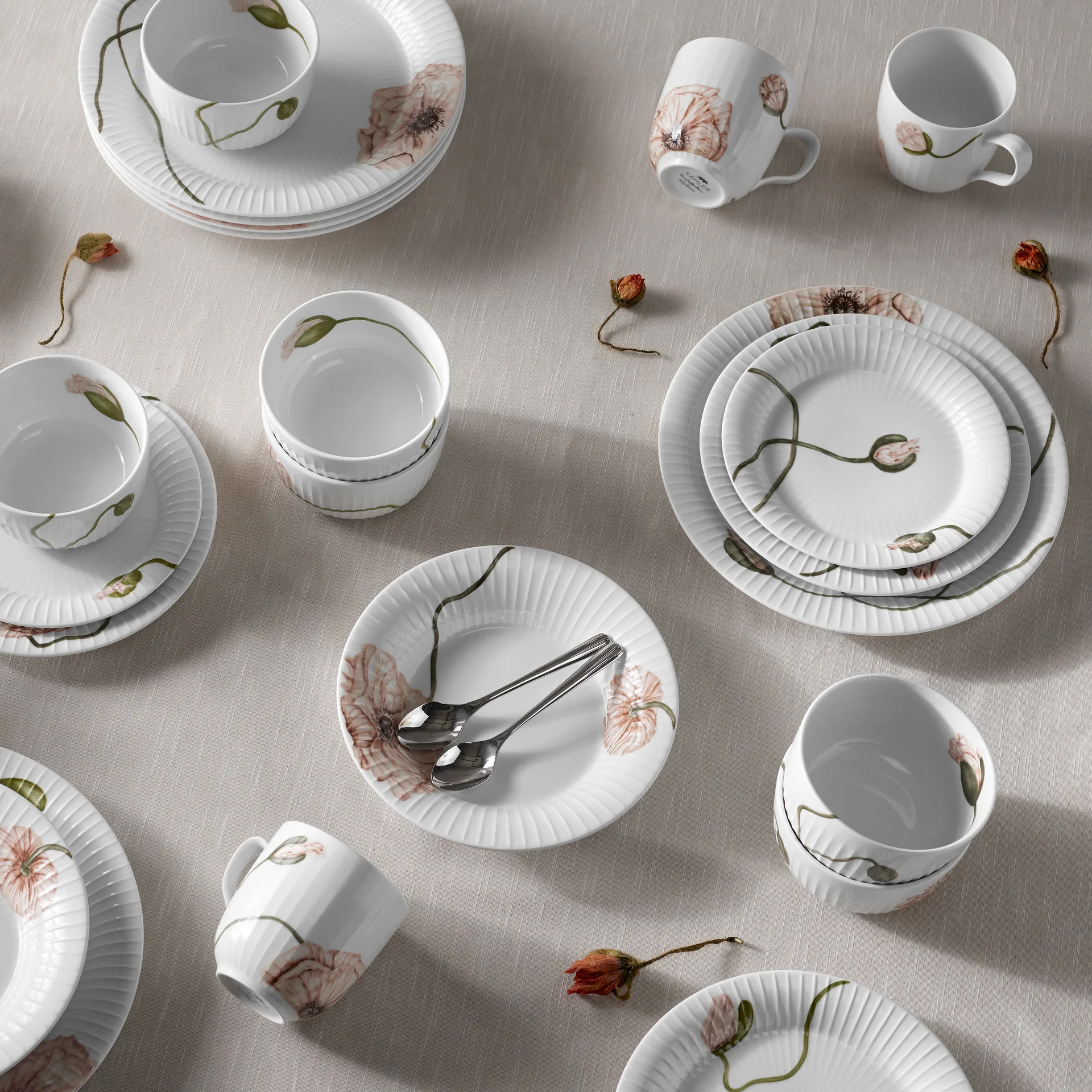 해머소이 파피 머그 33 cl, white Kähler | 케흘러