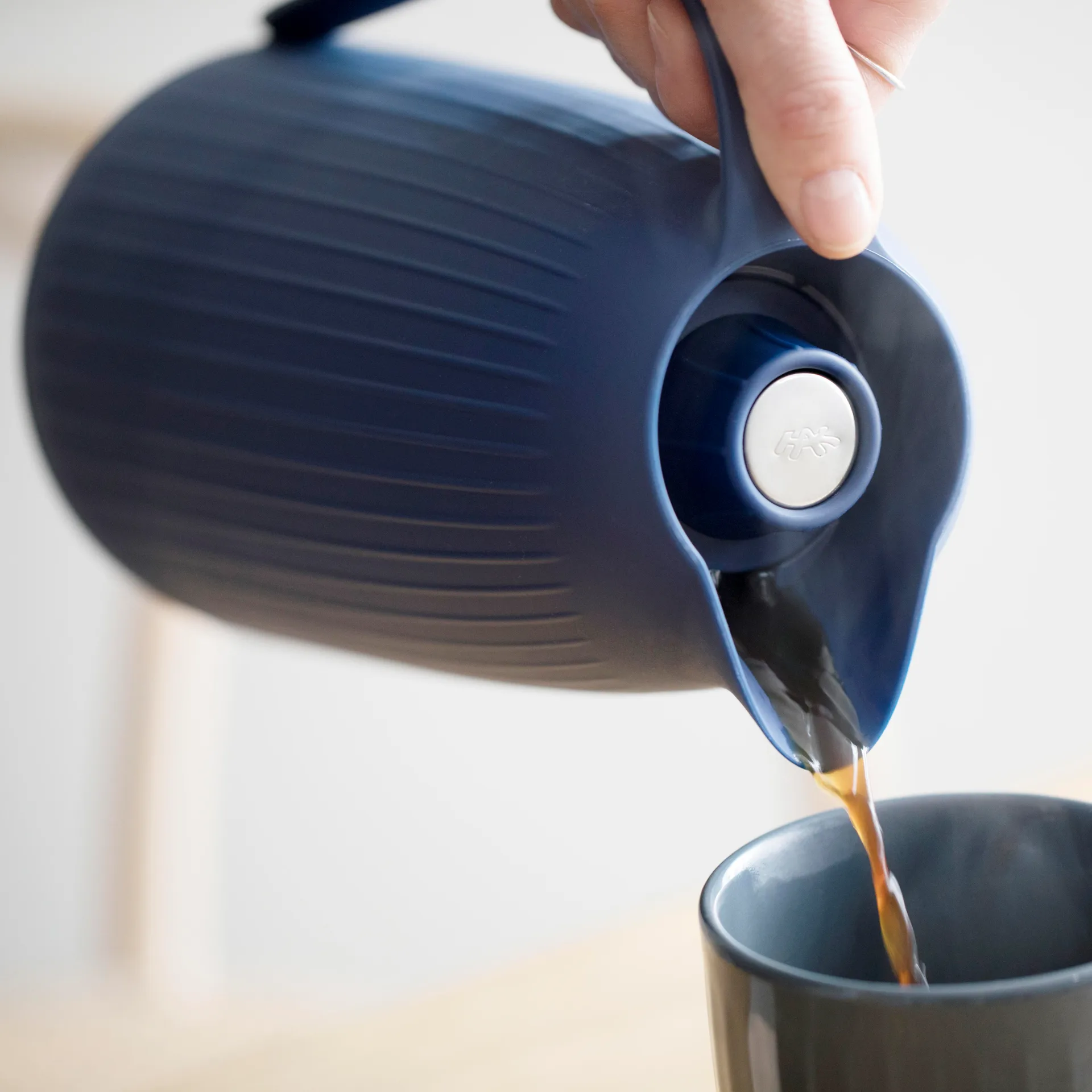 해머소이 보온 저그, indigo (dark blue= Kähler | 케흘러