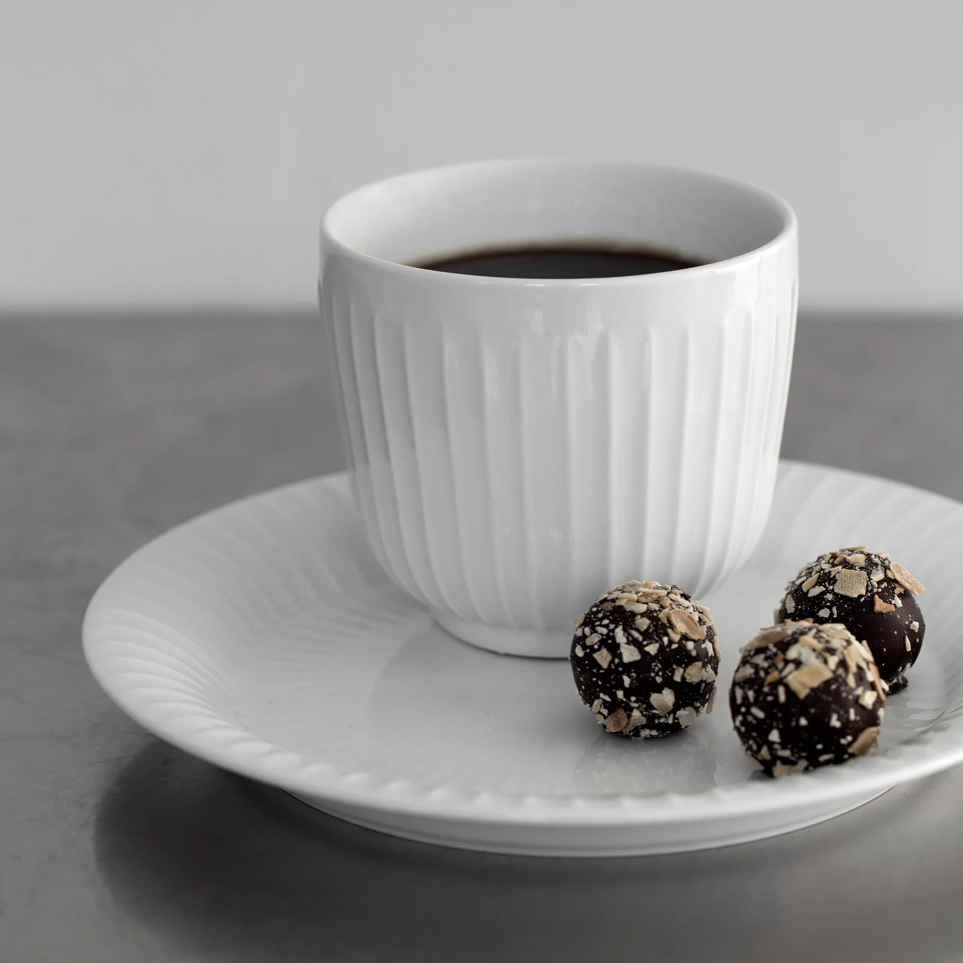 해머소이 컵, white Kähler | 케흘러