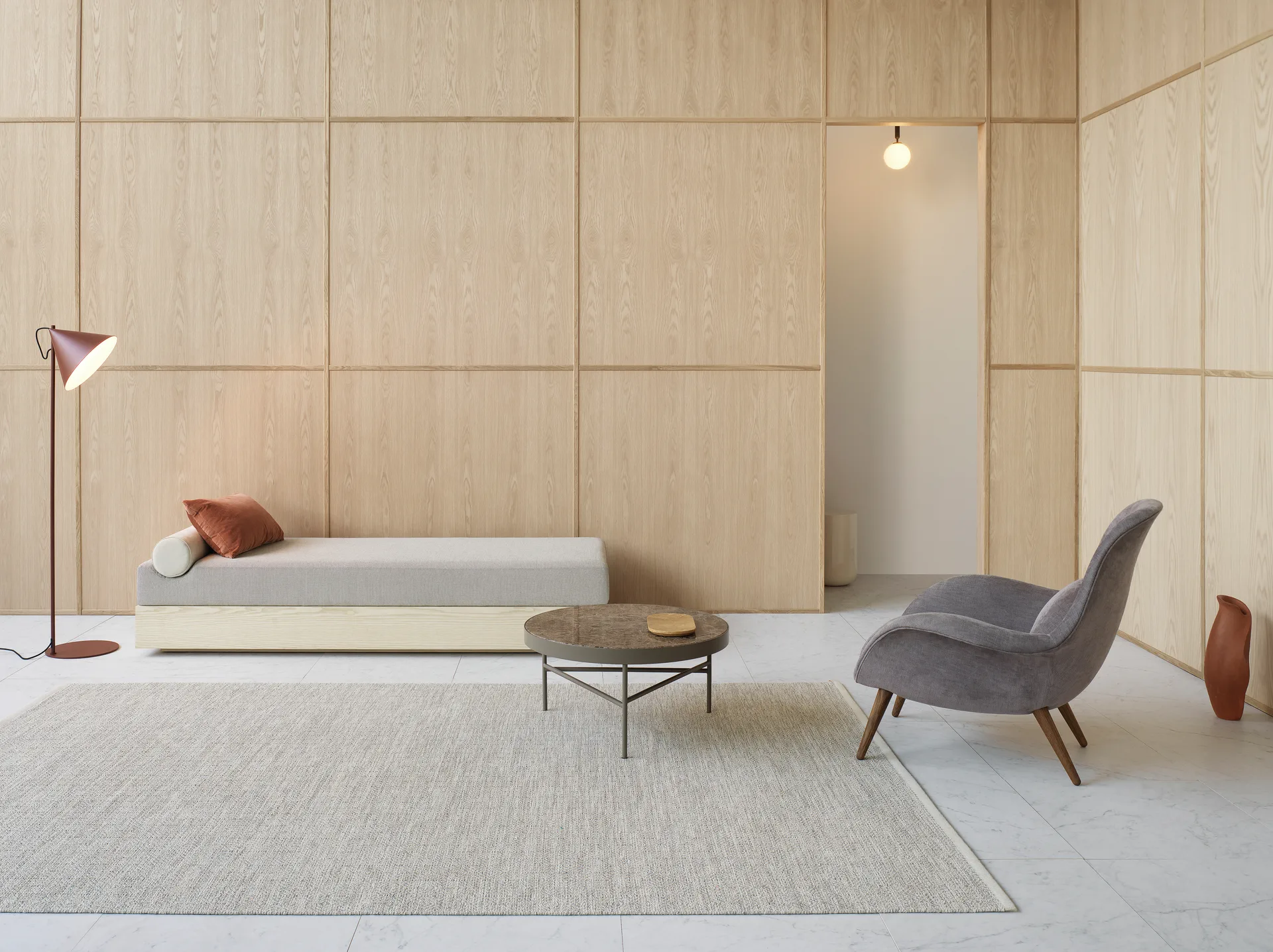 구스아이 아이콘 러그 160x240 cm, Queens Kasthall | 카스탈