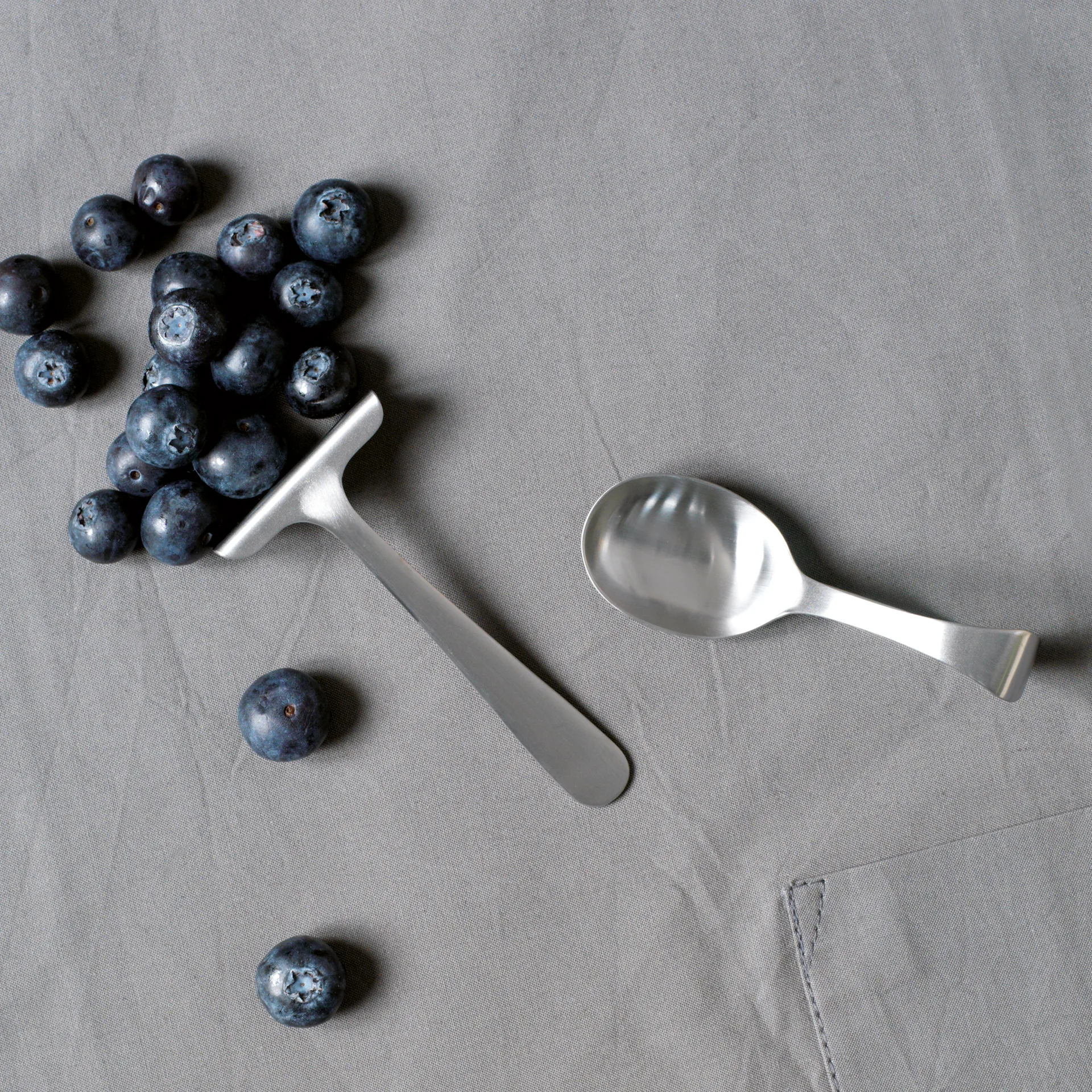 그랑프리 어린이용 커트러리 및 턱받이 3pcs, Polished steel Kay Bojesen | 카이보예센