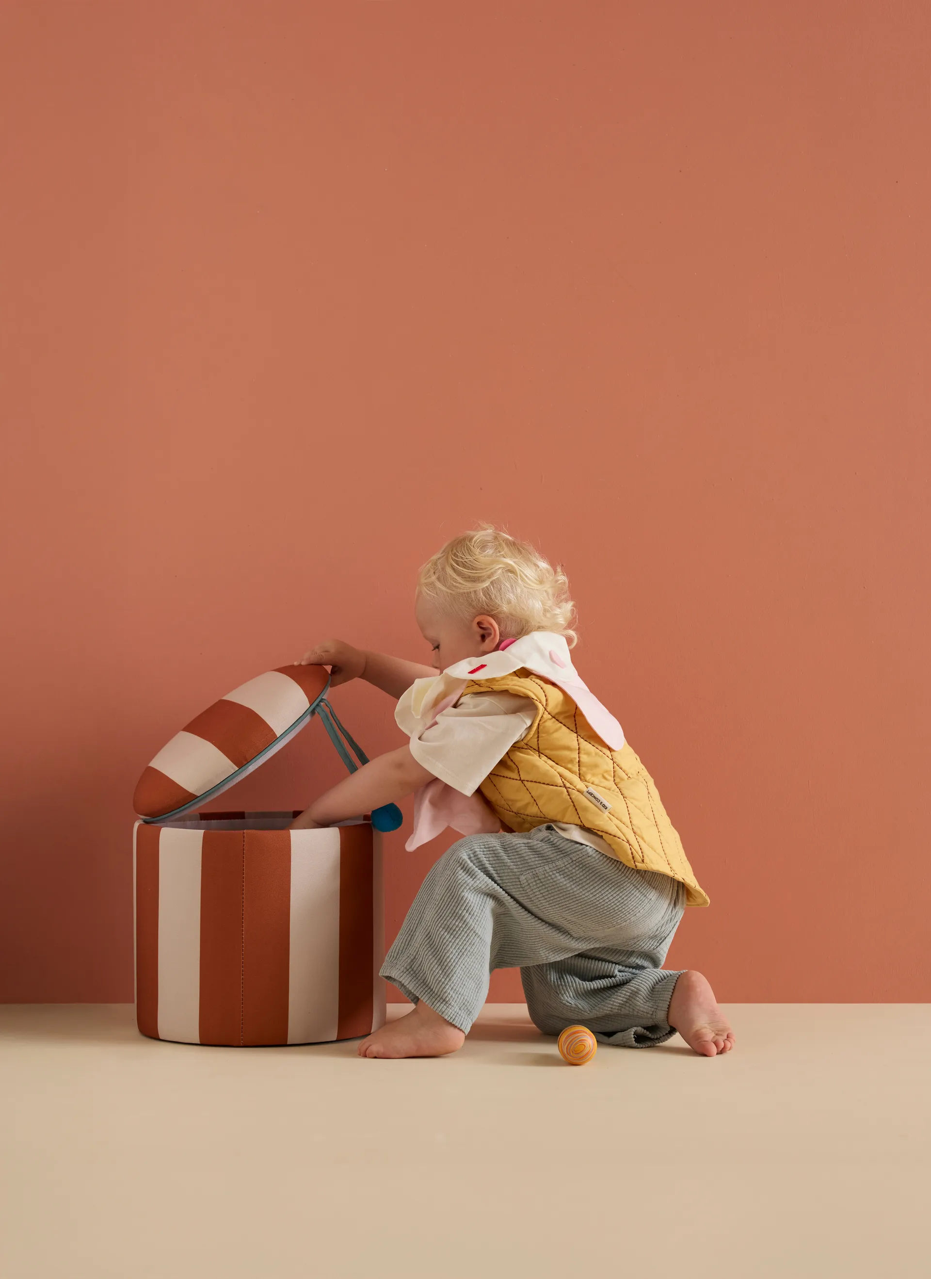 수납 실린더 푸프, Brown, Ø40x30.5 cm Kid's Concept | 키즈 콘셉트