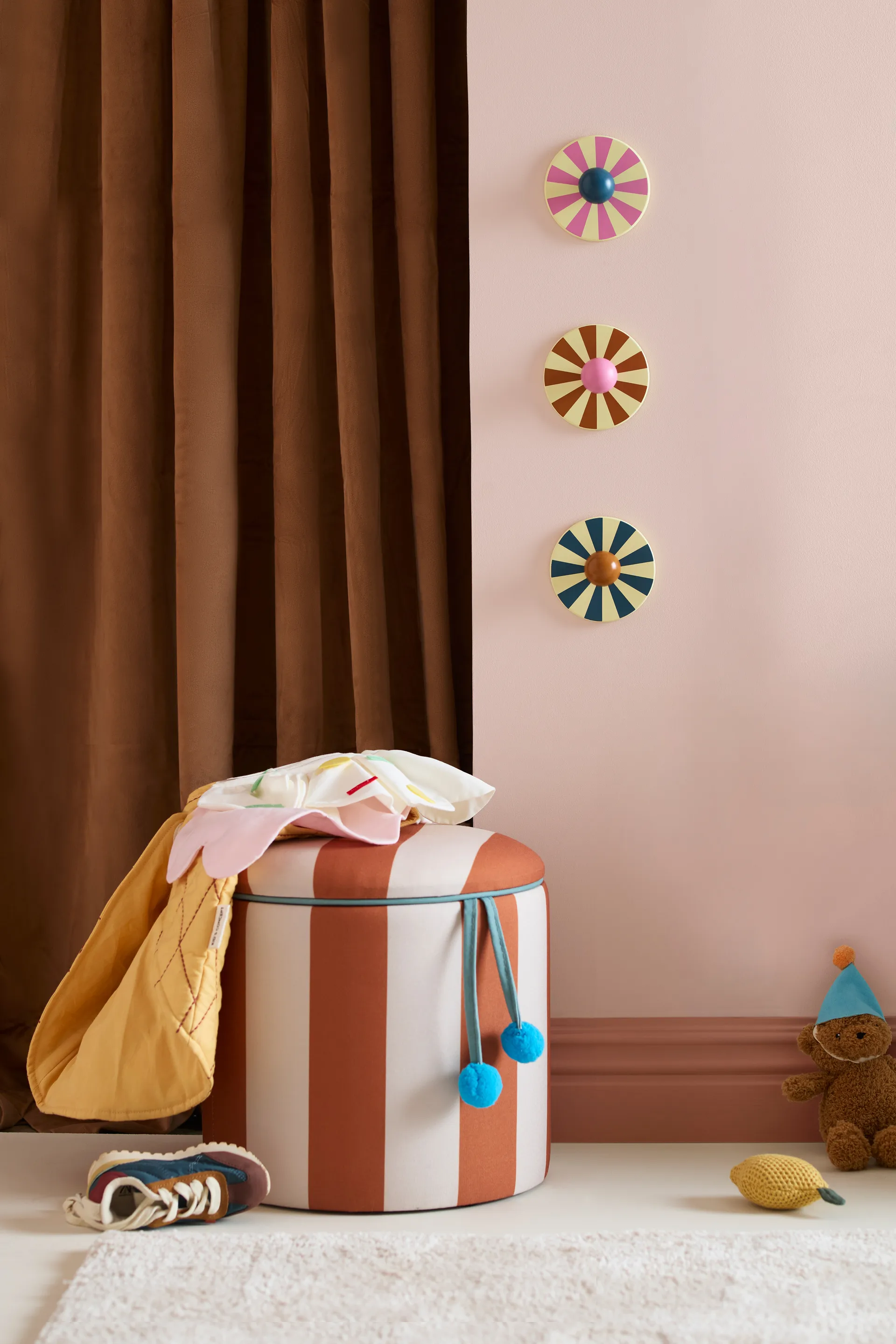 수납 실린더 푸프, Brown, Ø40x30.5 cm Kid's Concept | 키즈 콘셉트