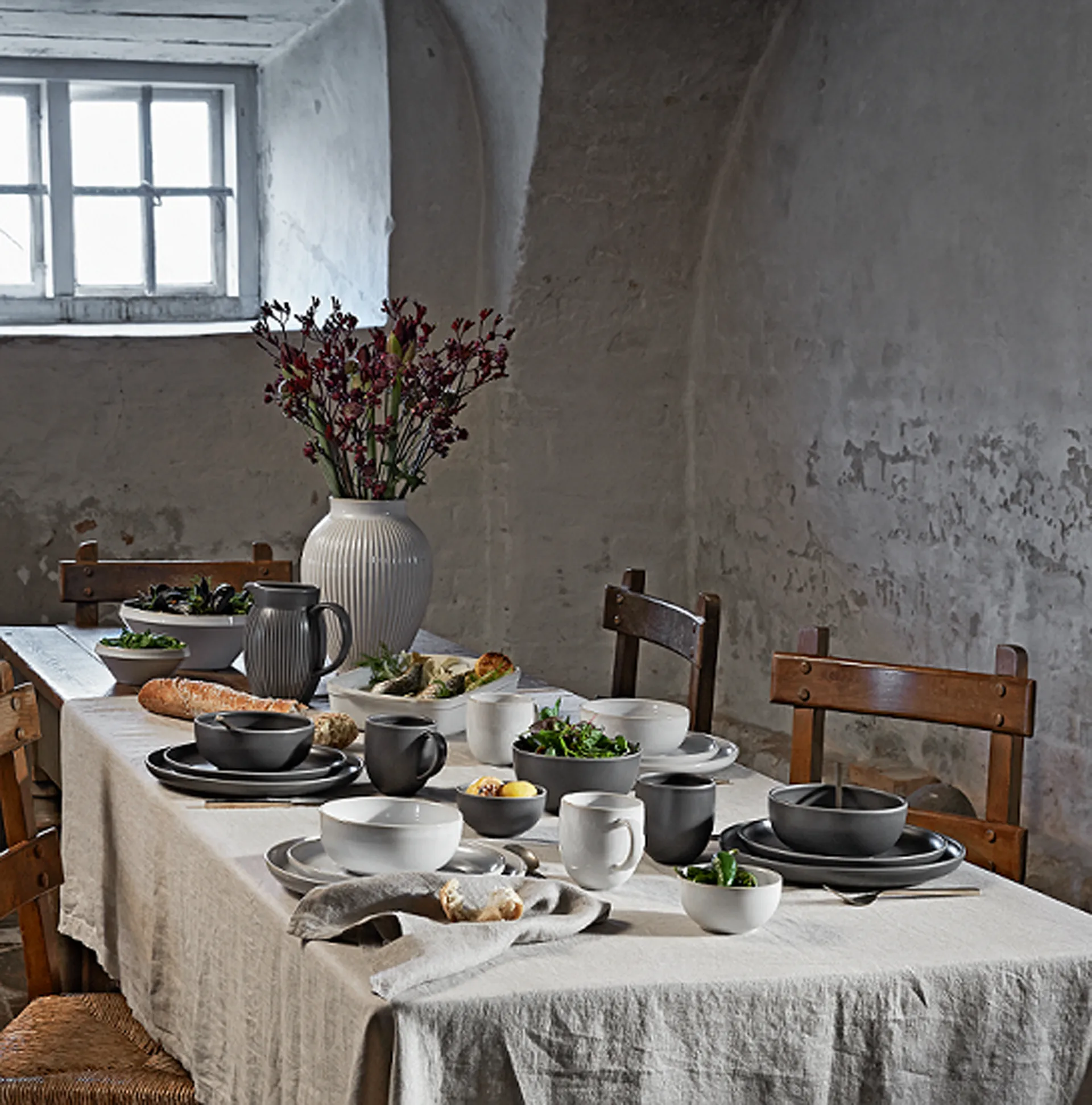 타볼라 접시 Ø27 cm 2개 세트, grey Knabstrup Keramik | 크납스트럽 세라믹