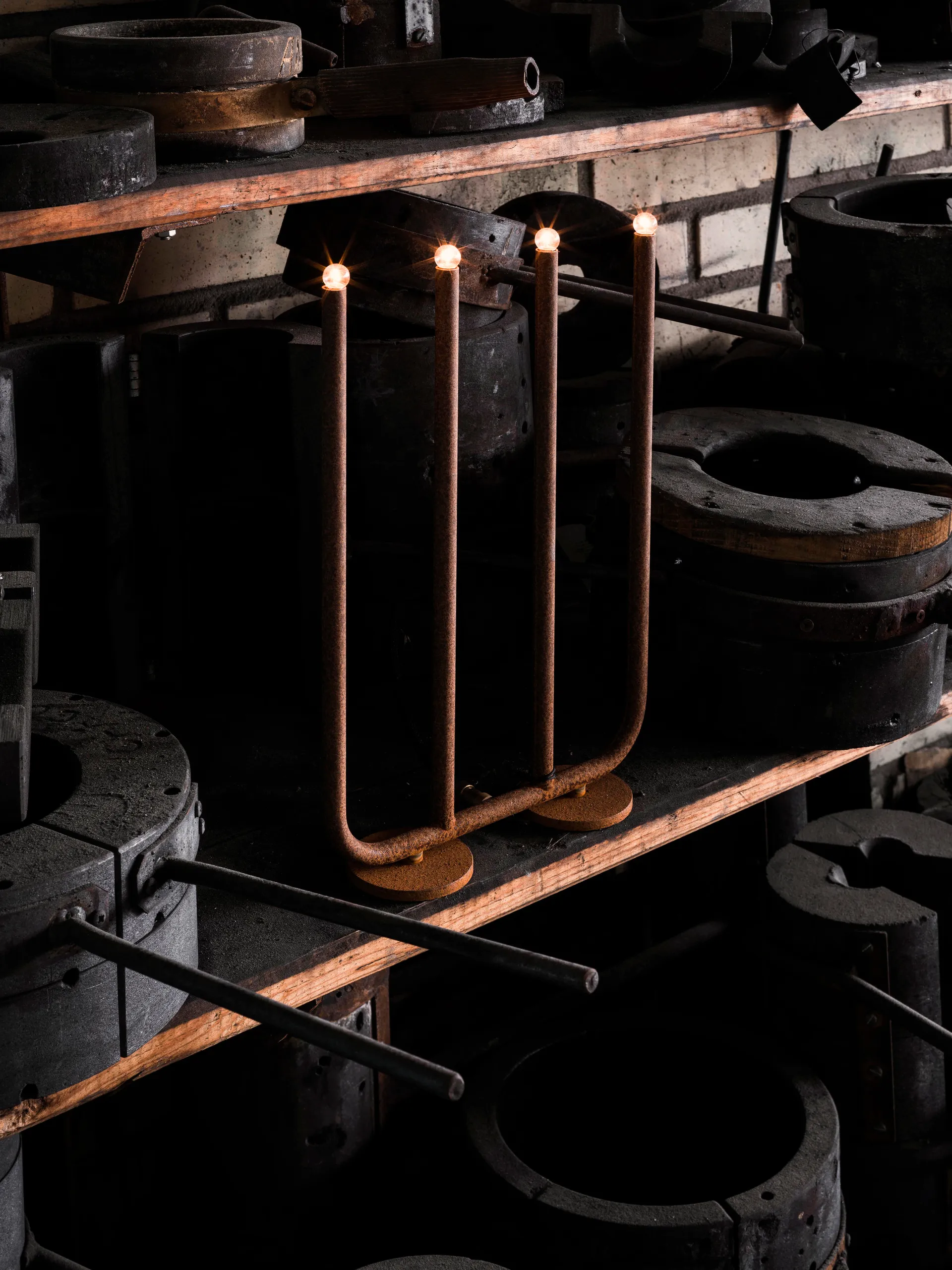 디셈버 아뜰리에 2023 캔들 스틱, Rust Konsthantverk