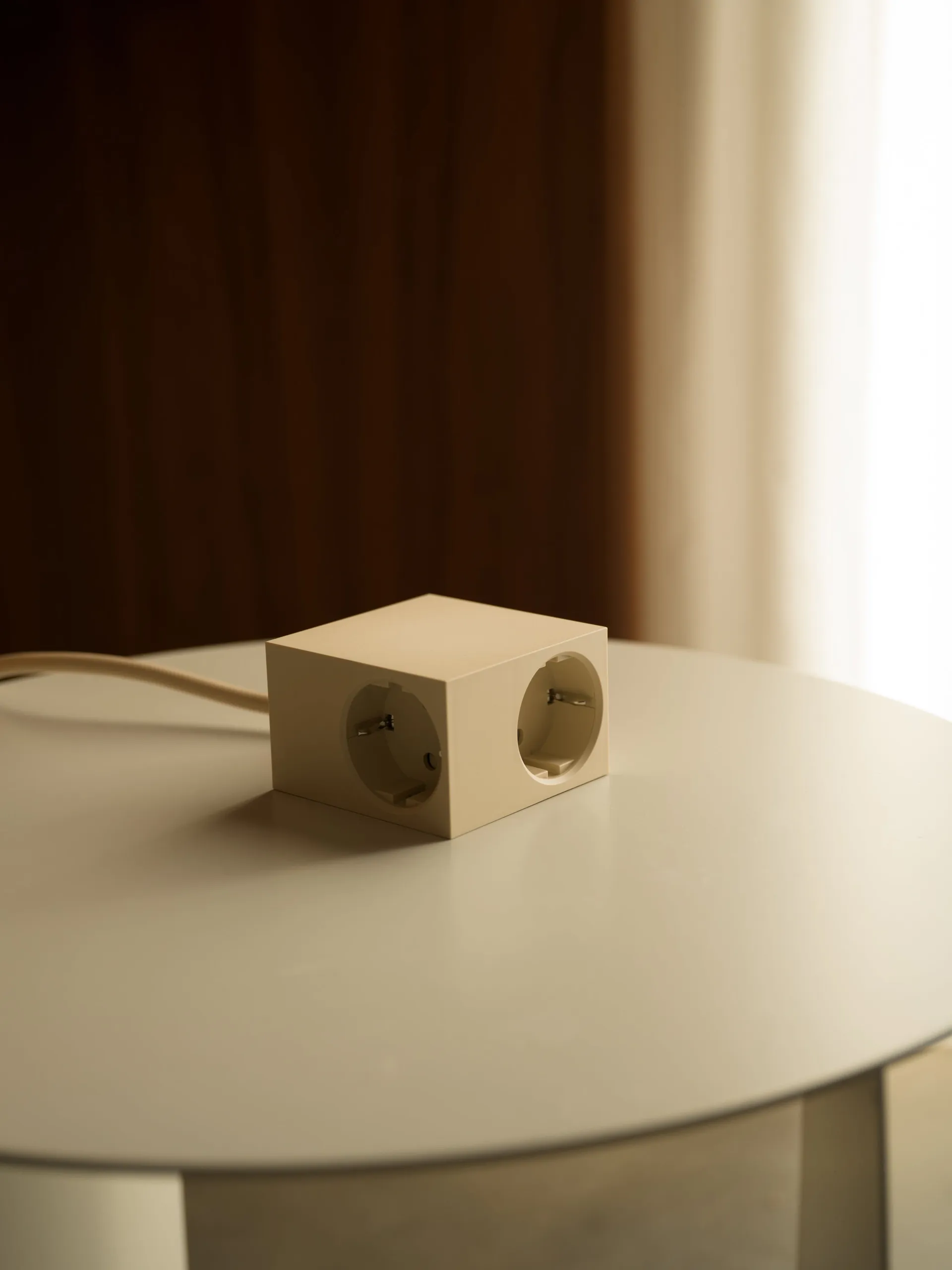 큐보이드 아울렛 2 m, Pearled Ivory Kord | 코드