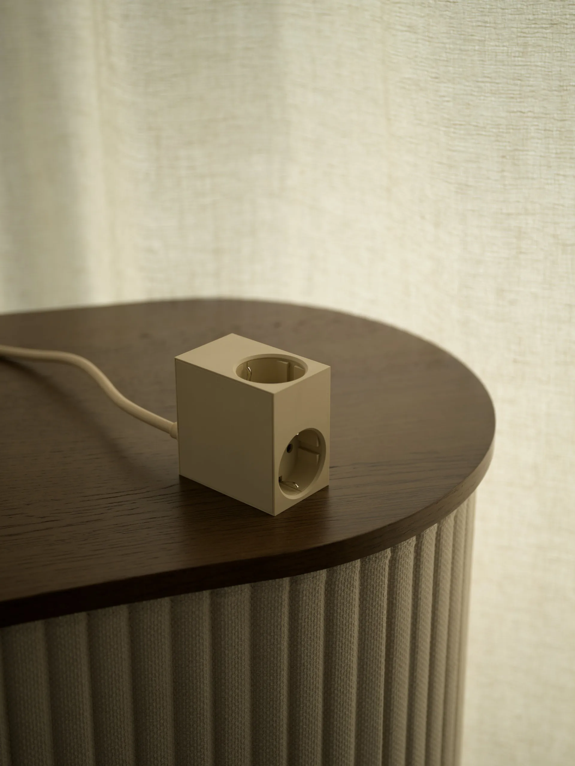 큐보이드 아울렛 2 m, Pearled Ivory Kord | 코드