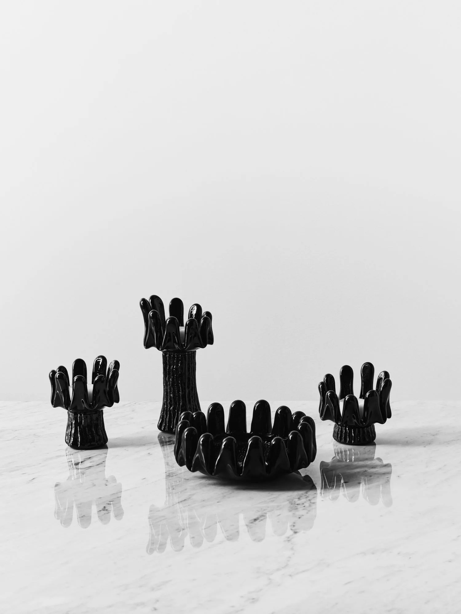 썬플라워 캔들홀더 11.5cm, Svart Kosta Boda | 코스타보다