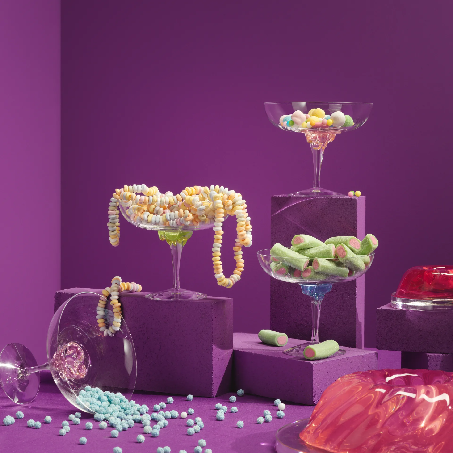 슈가 댄디 쿠페 글래스 32 cl, pink Kosta Boda | 코스타보다