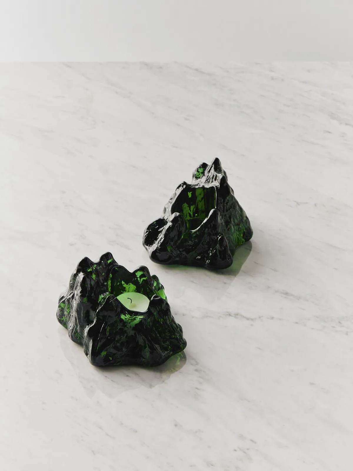 더 록 보티브 캔들 홀더 91 mm, Emerald green Kosta Boda | 코스타보다