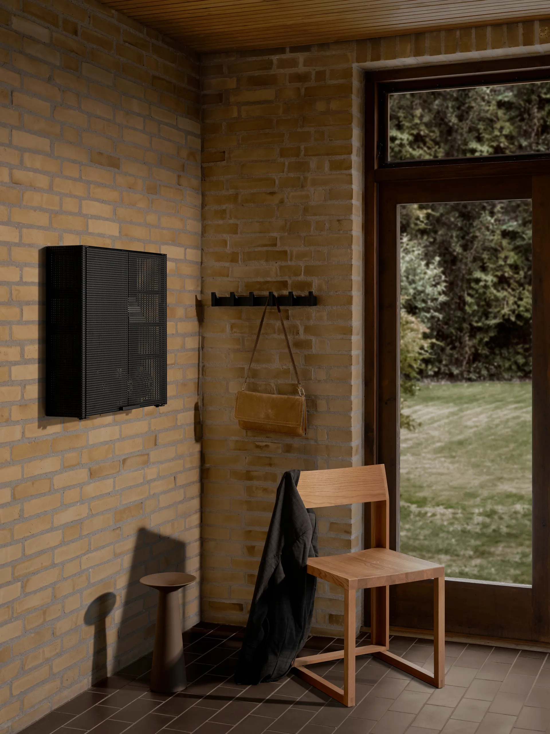 컬럼 코트 행거 49 cm, Black stained oak Kristina Dam Studio | 크리스티나 댐 스튜디오