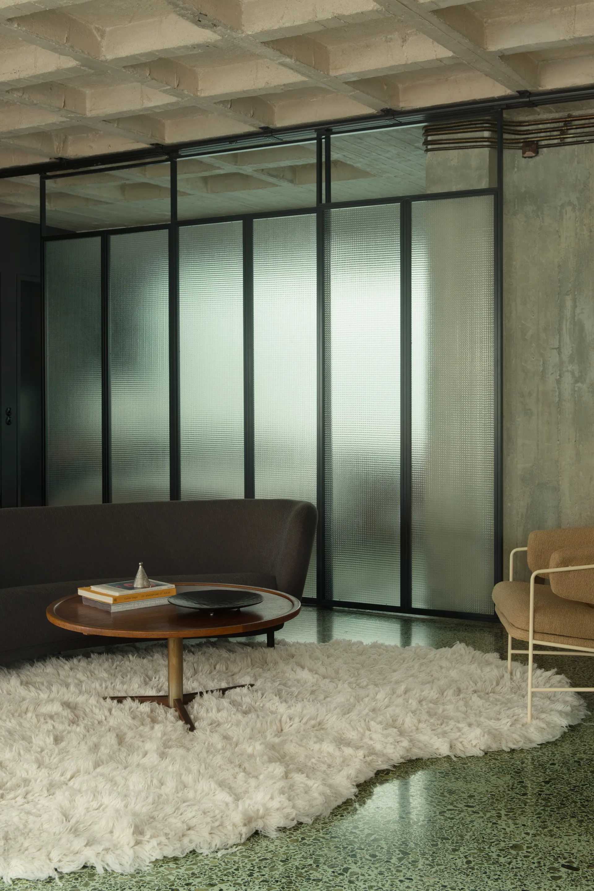 샤기 러그 180x270 cm, Off White Layered | 레이어드