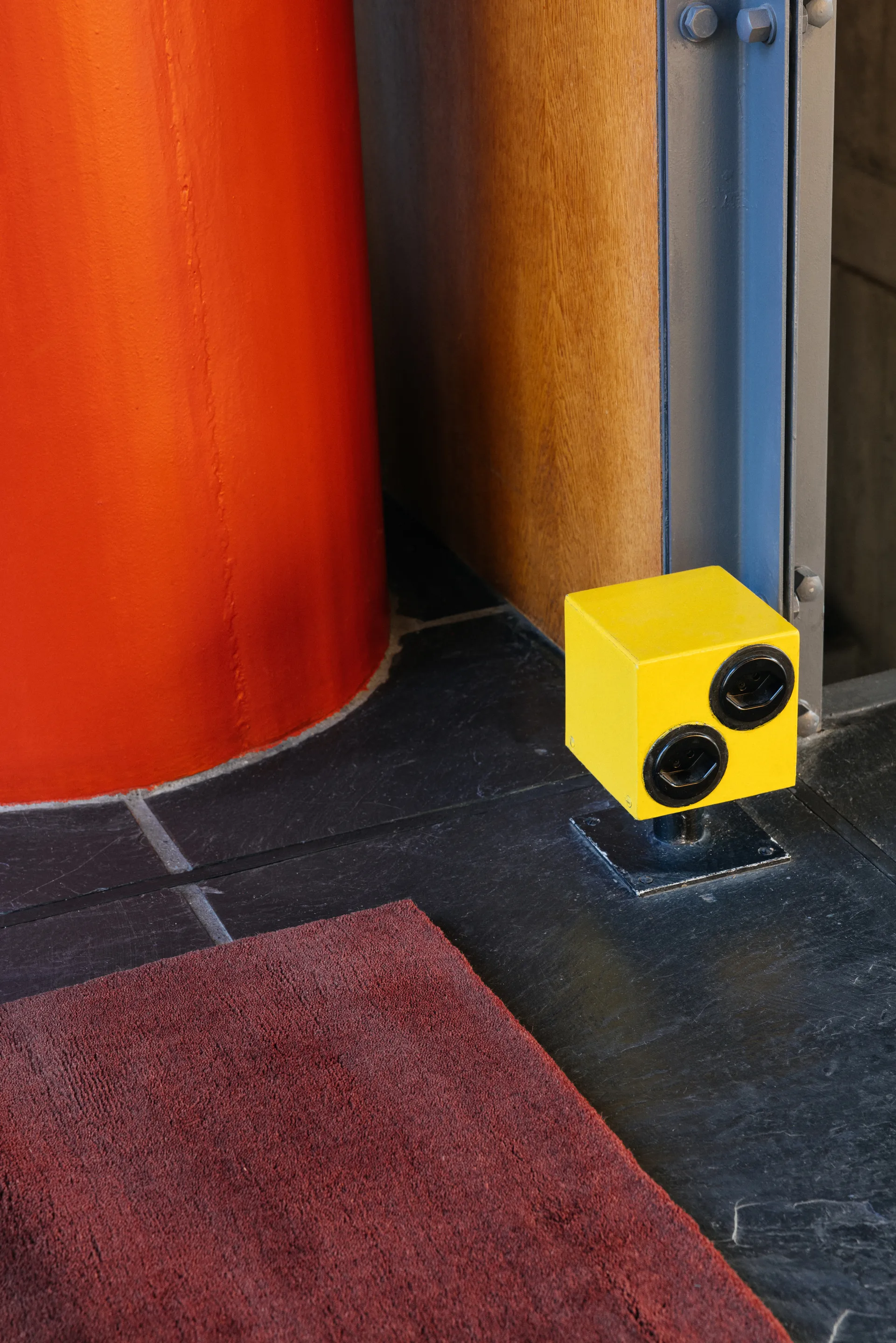 솔리드 울 울 러그, Ruby red, 200x300 cm Layered | 레이어드