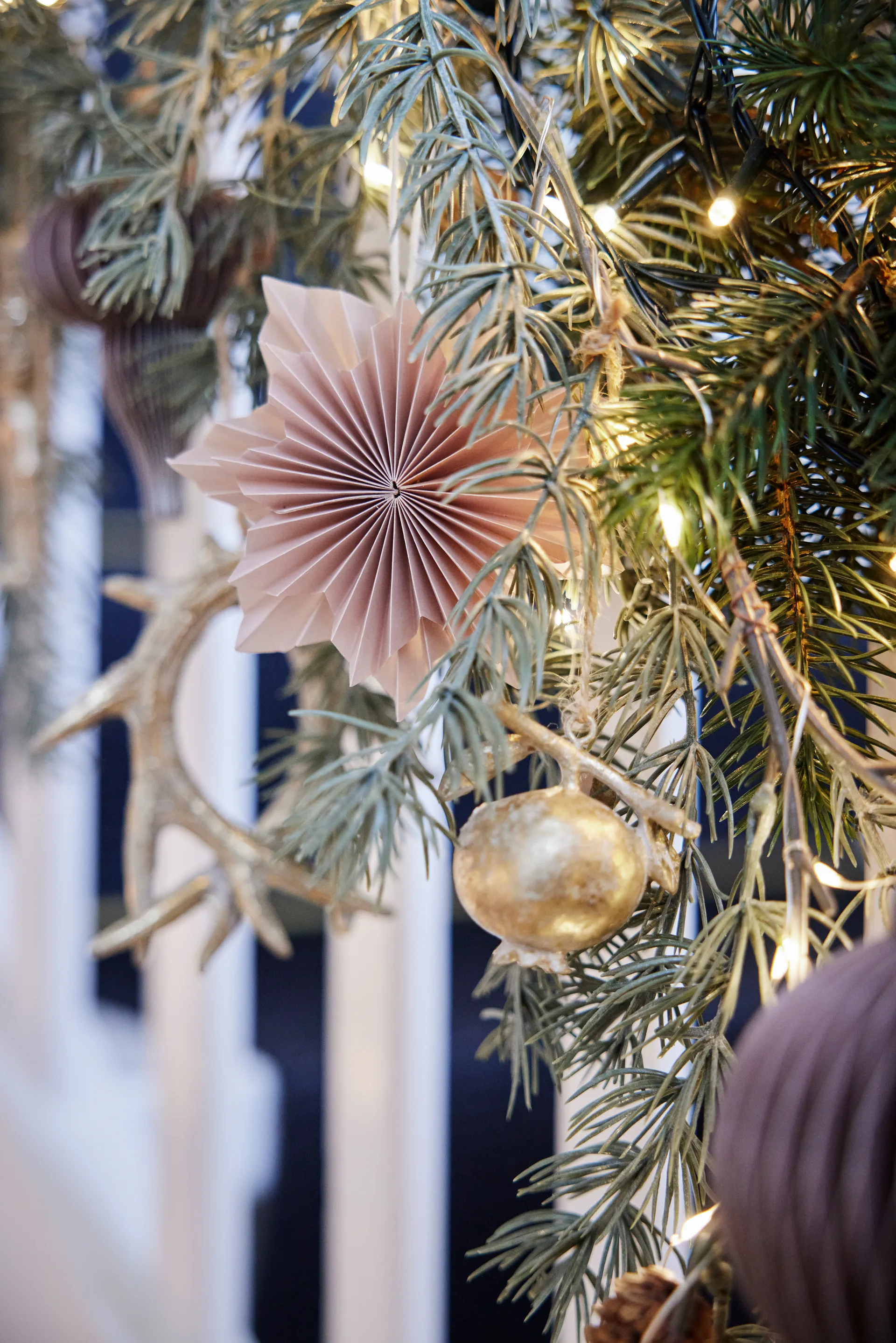 팔리사 꽃 장식 행거 10 cm, Dark rose Lene Bjerre | 르네 비에르