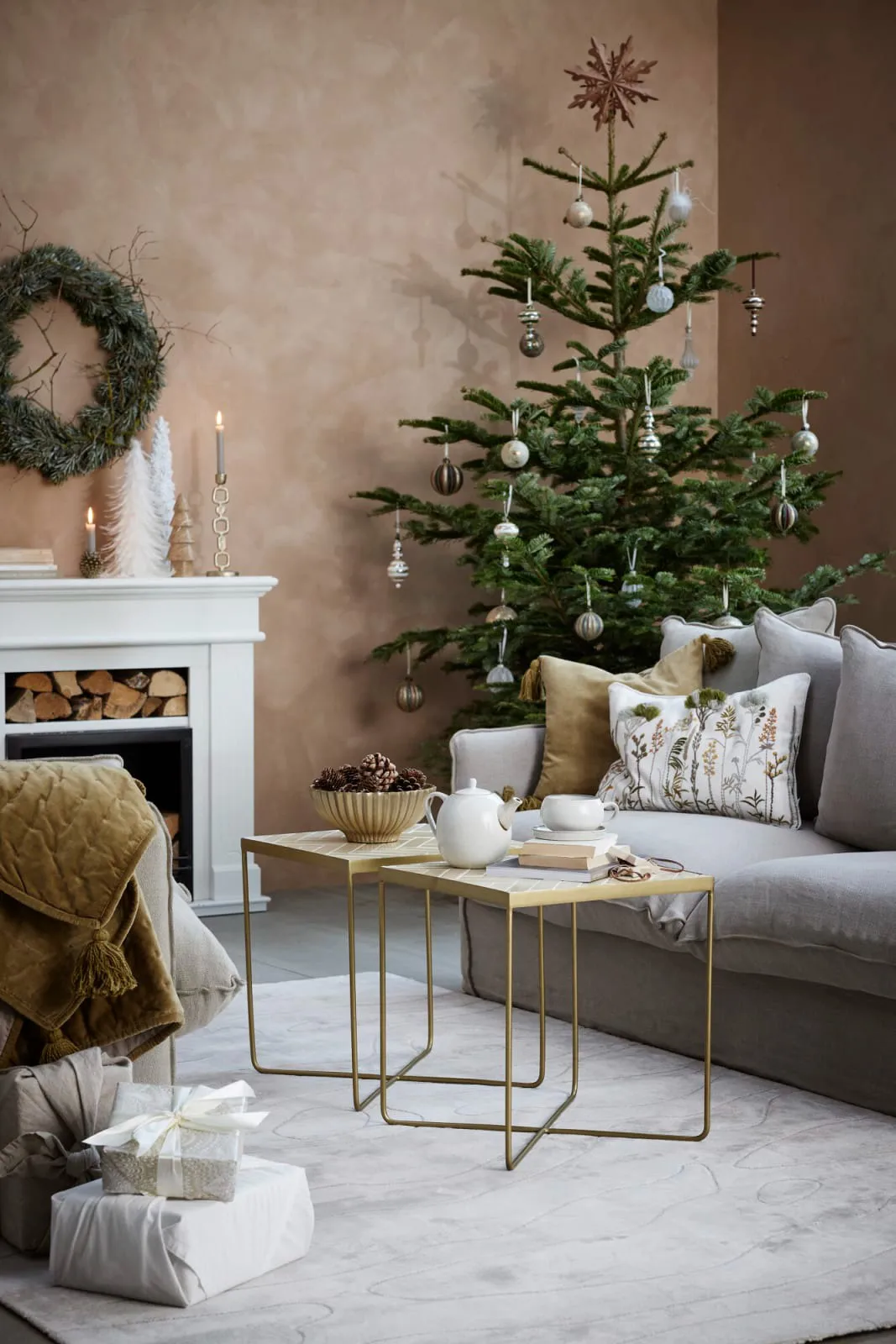 클리리나 크리스마스 장식구 Ø8 cm, 더스티 그린-골드 Lene Bjerre | 르네 비에르