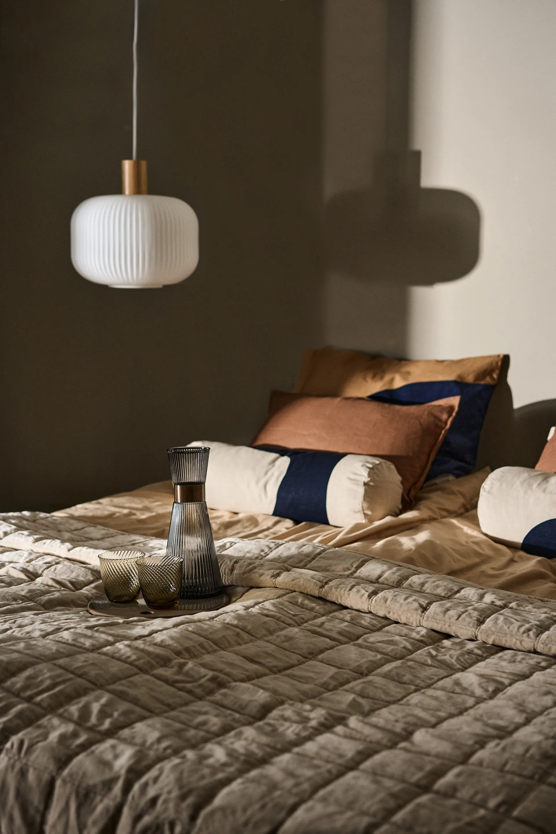 코튼 벨벳 퀼티드 베드스프레드 240x260 cm, Light Beige Lexington | 렉싱턴