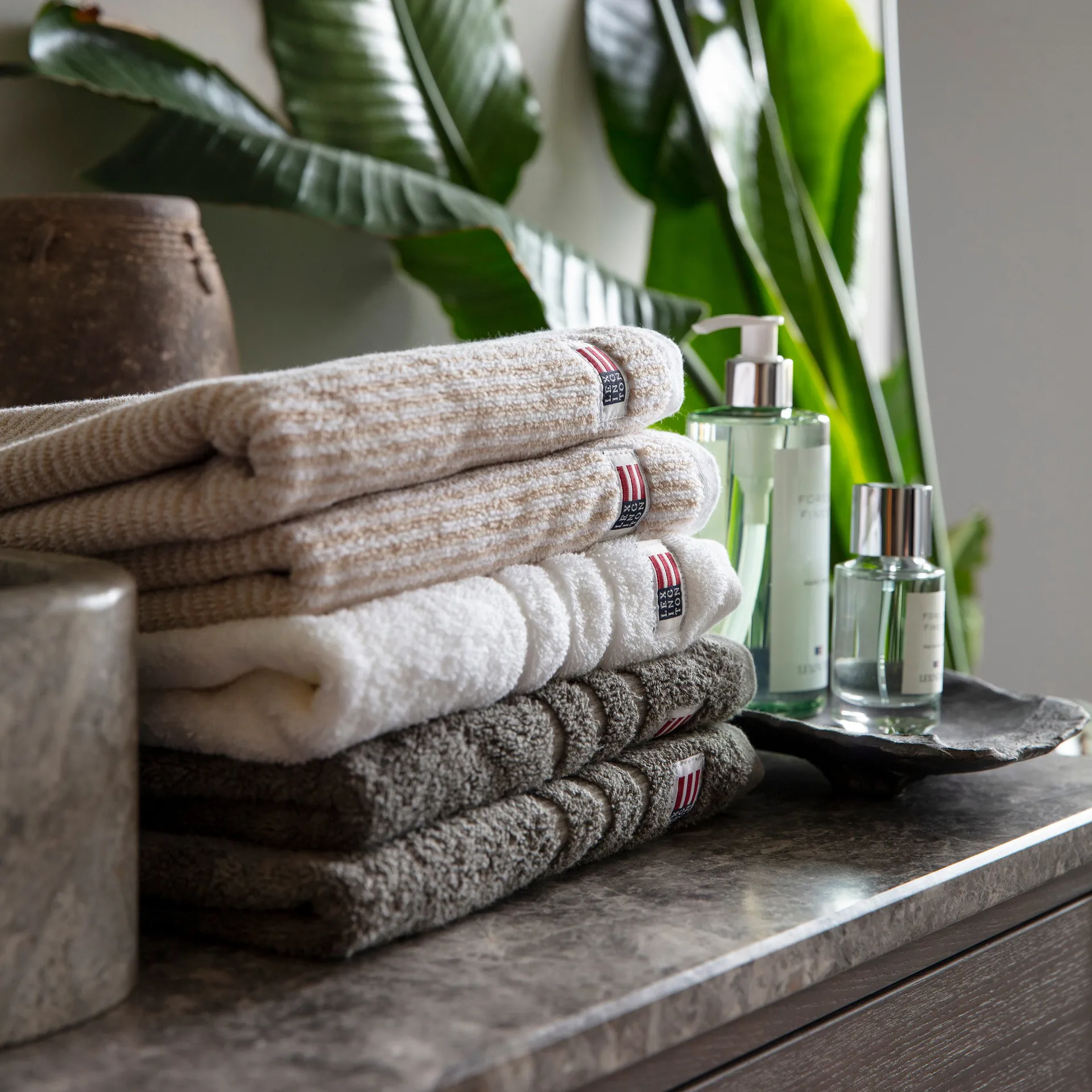 아이콘스 오리지날 스트라이프 타올 30x50 cm, white-tan Lexington | 렉싱턴