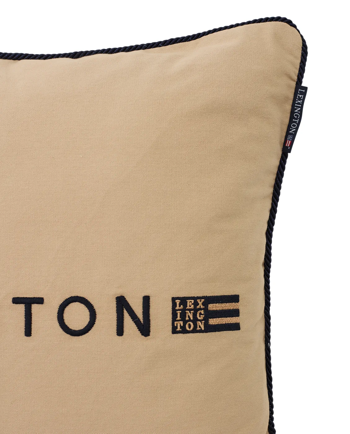 로고 오가닉 코튼 트윌 베개커버 50x50 cm, Beige-dark blue Lexington | 렉싱턴