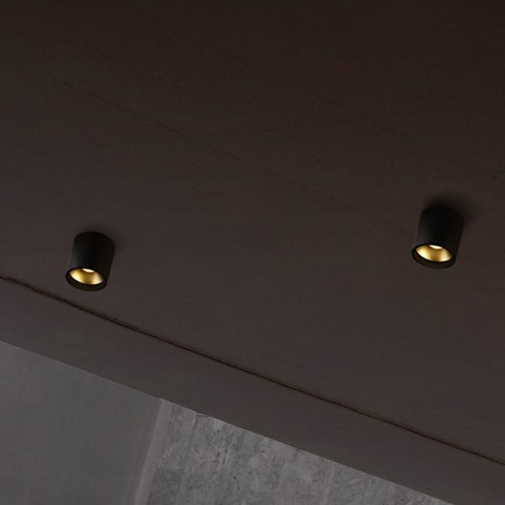 솔로 라운드 스포트라이트, Black/gold, 3000 kelvin Light-Point | 라이트-포인트