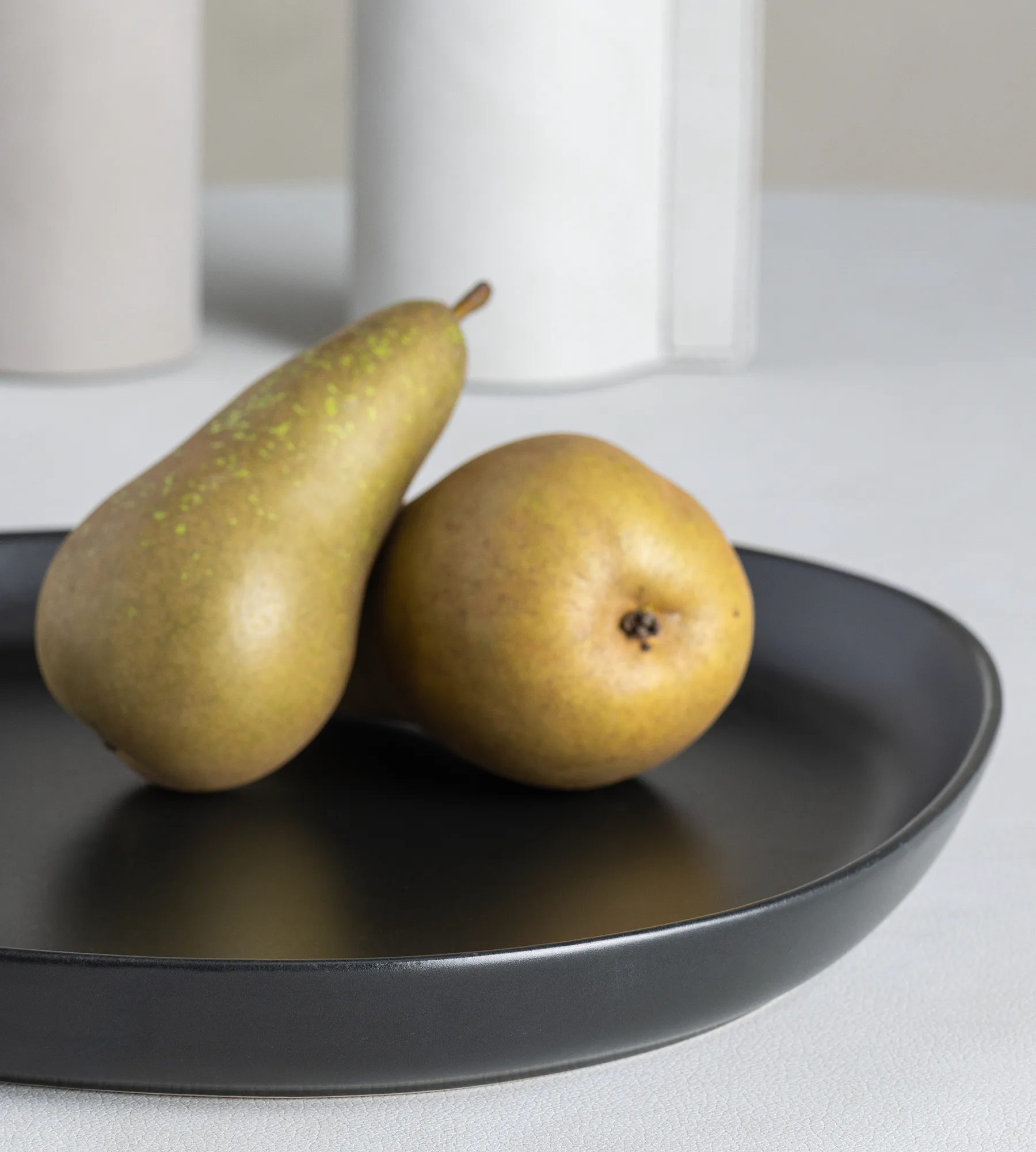 커브 스톤웨어 서빙소서 30x35 cm, black LIND DNA | 린드 DNA