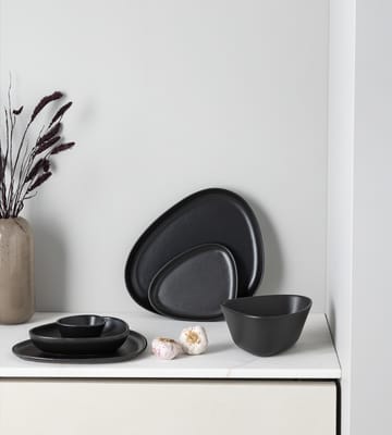 커브 스톤웨어 서빙소서 30x35 cm - black - LIND DNA | 린드 DNA