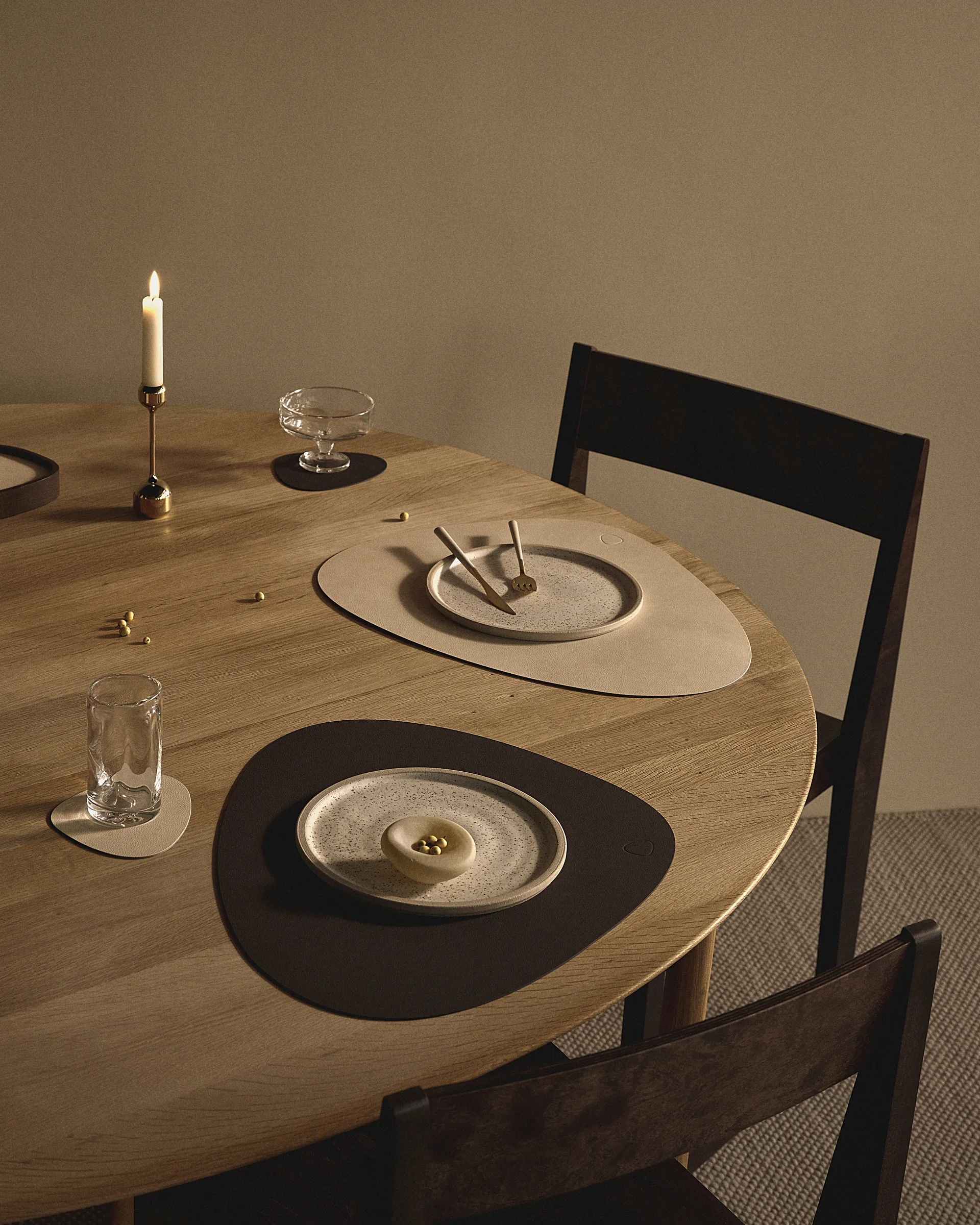 누포 곡선형 코스터, Hazel LIND DNA | 린드 DNA