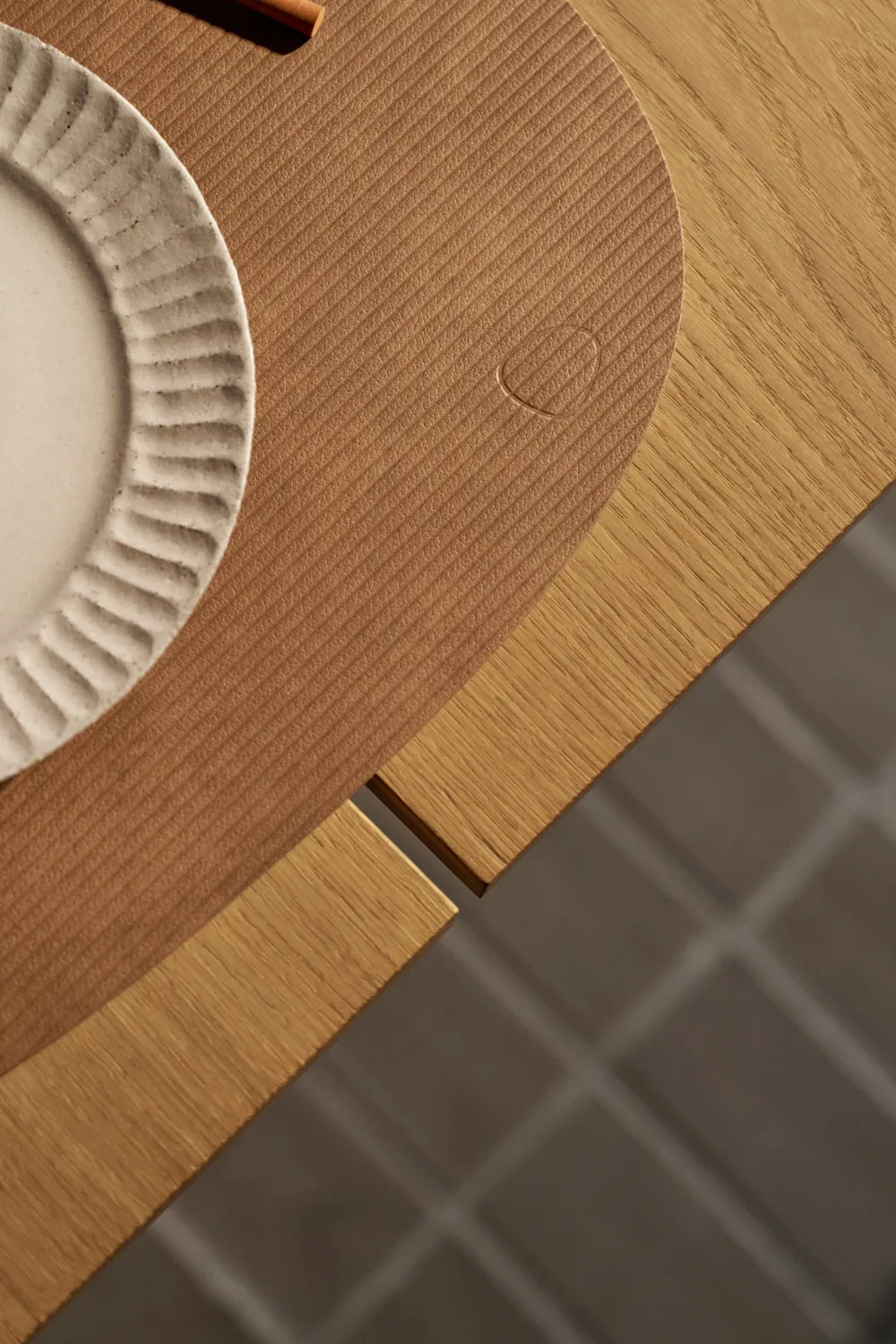 코듀로이 곡선형 테이블매트 L, Nature LIND DNA | 린드 DNA