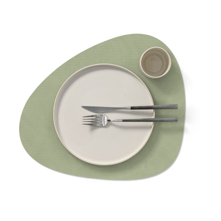 코듀로이 곡선형 테이블매트 L, Olive Green LIND DNA | 린드 DNA