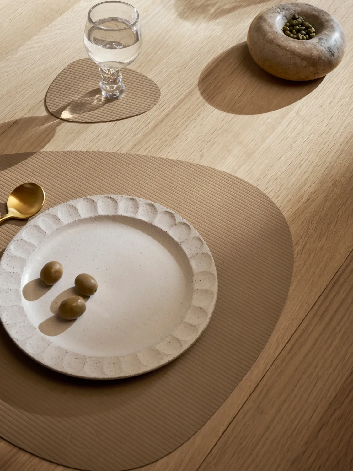 코듀로이 곡선형 코스터, Nougat LIND DNA | 린드 DNA