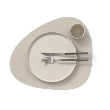 Nupo 테이블매트 curve L - Oyster white - LIND DNA | 린드 DNA