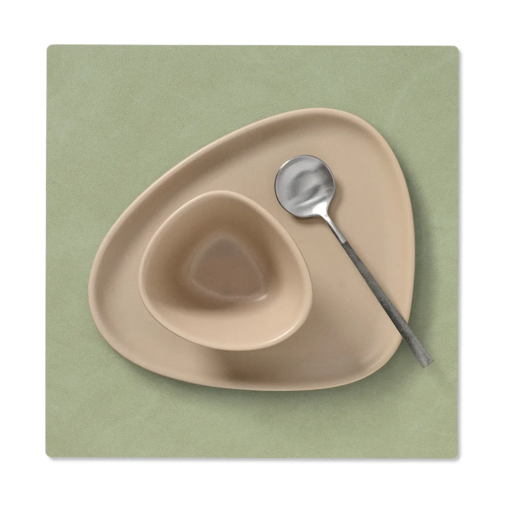 누포 양면 테이블 매트 s스퀘어 S 1 pcs, Dark green-olive green LIND DNA | 린드 DNA