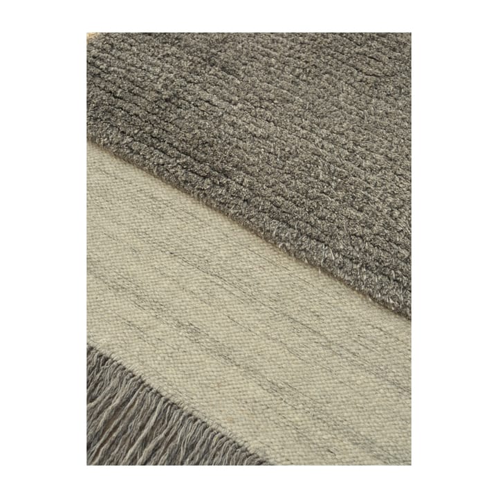 험블 액트 울 러그 200x300 cm, Stone Linie Design | 리니디자인