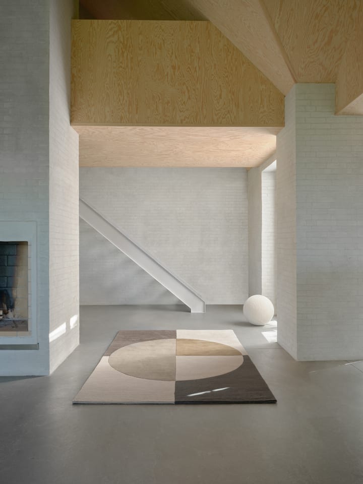 Radiality 울 러그, Olive. 140x200 cm Linie Design | 리니디자인