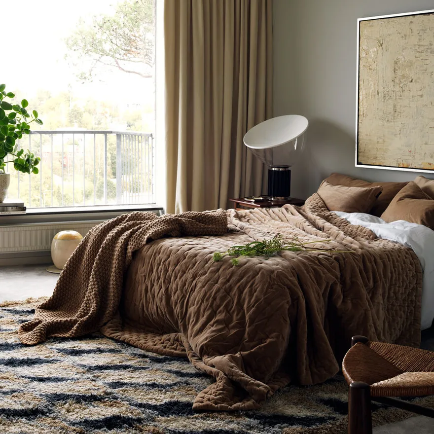 파올로 베드스프레드 260x270 cm, Camel brown Linum | 리눔