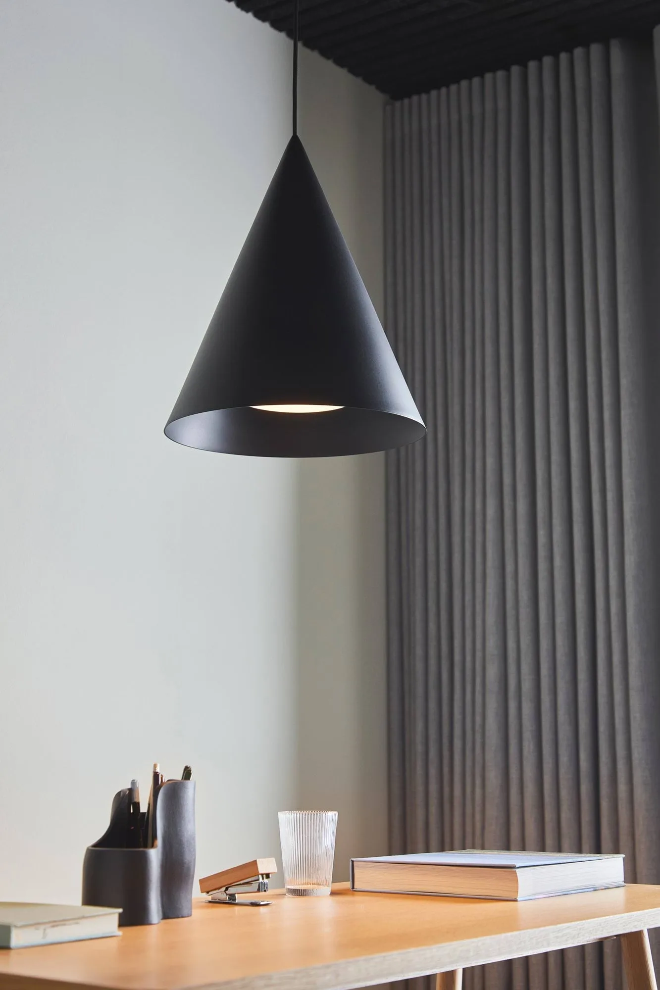 한주 펜던트 조명, Black, Ø35 cm Loom Design