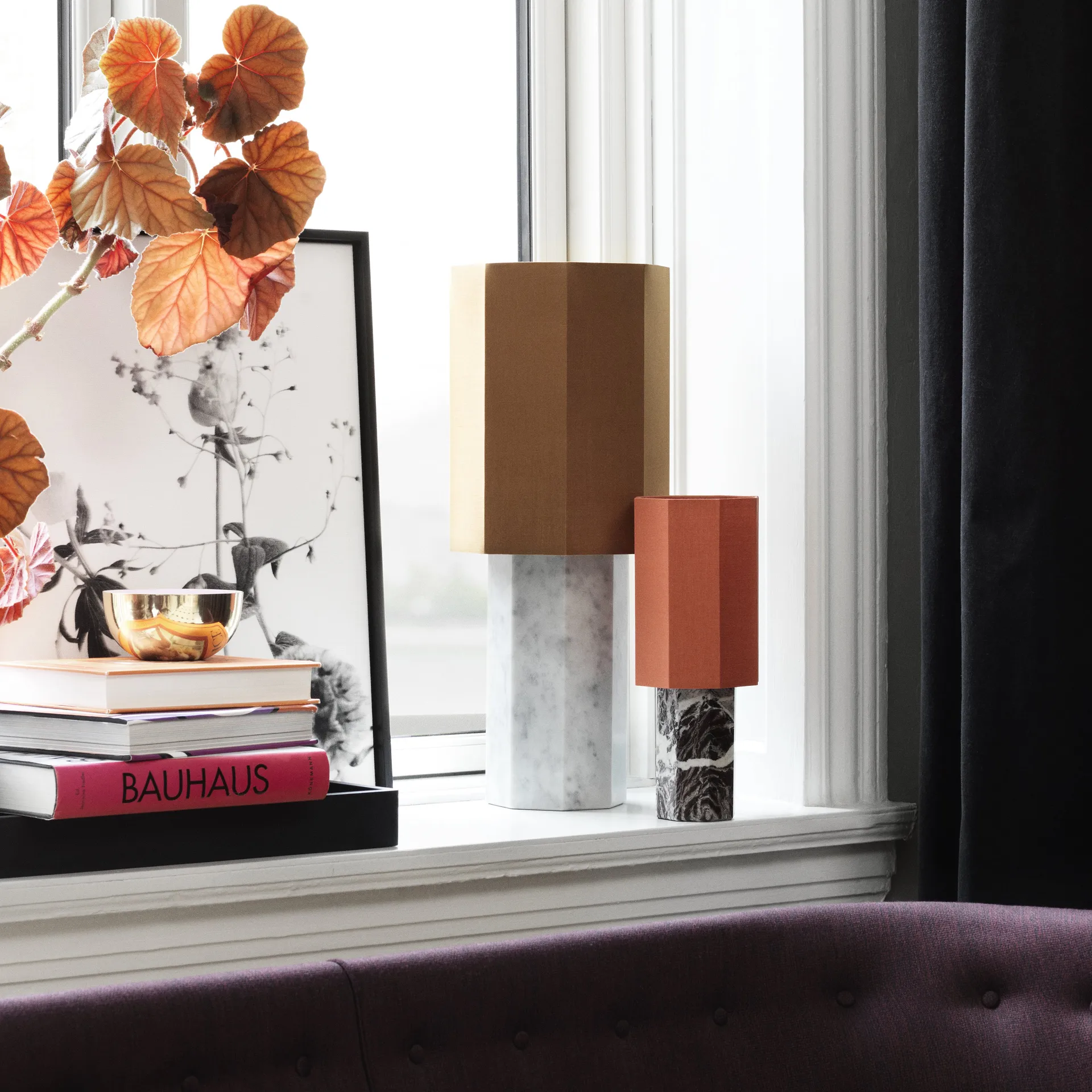 The eight over eight 테이블용 조명 베이스, white marble Louise Roe | 루이제 로이