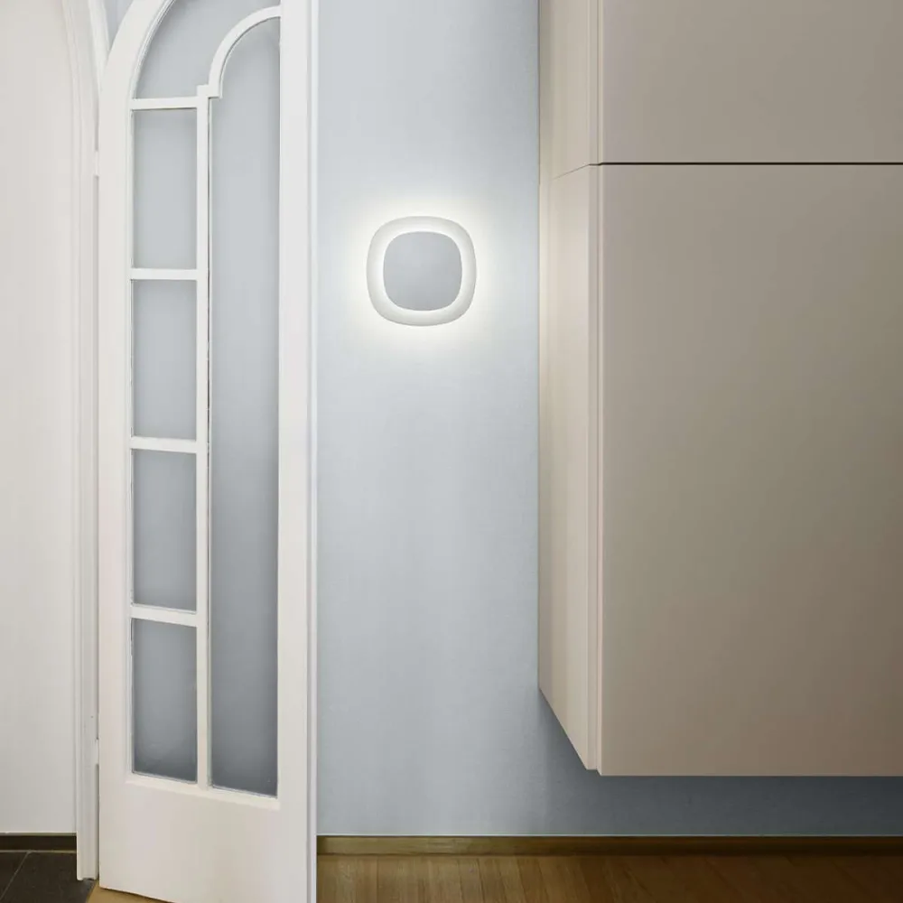 Luthien 벽 조명, White, 3000 kelvin Luceplan | 루체플랜