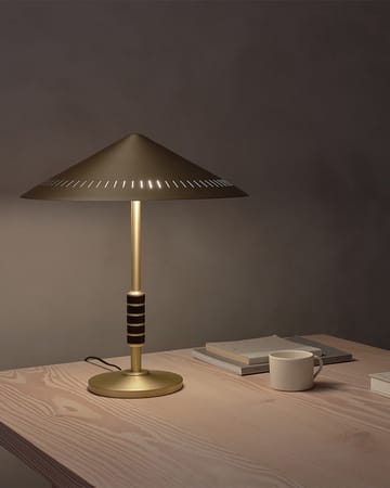 거버너 250 테이블 조명 - Brass-walnut - LYFA