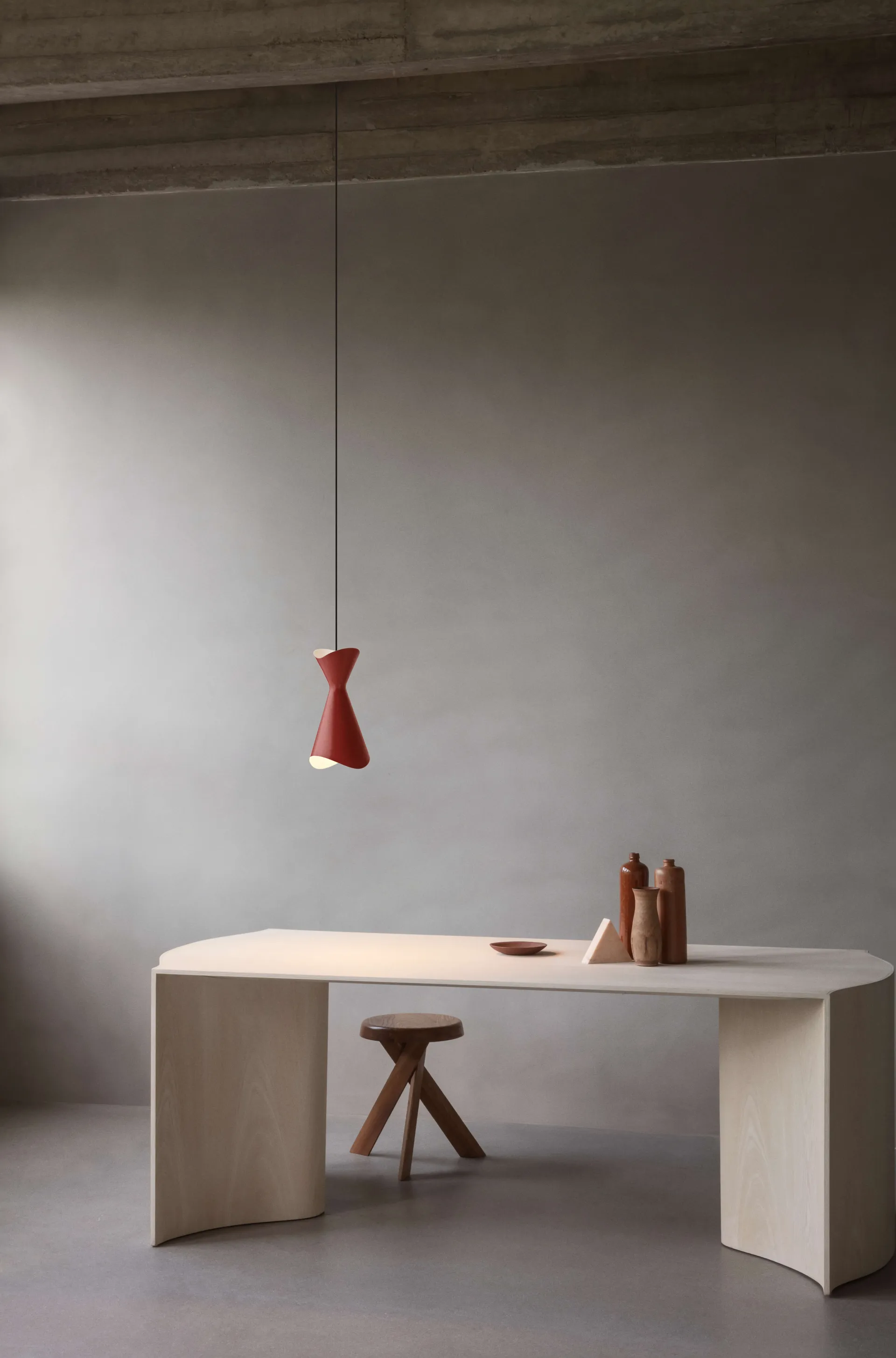 Ninotchka 125 펜던트, Red LYFA