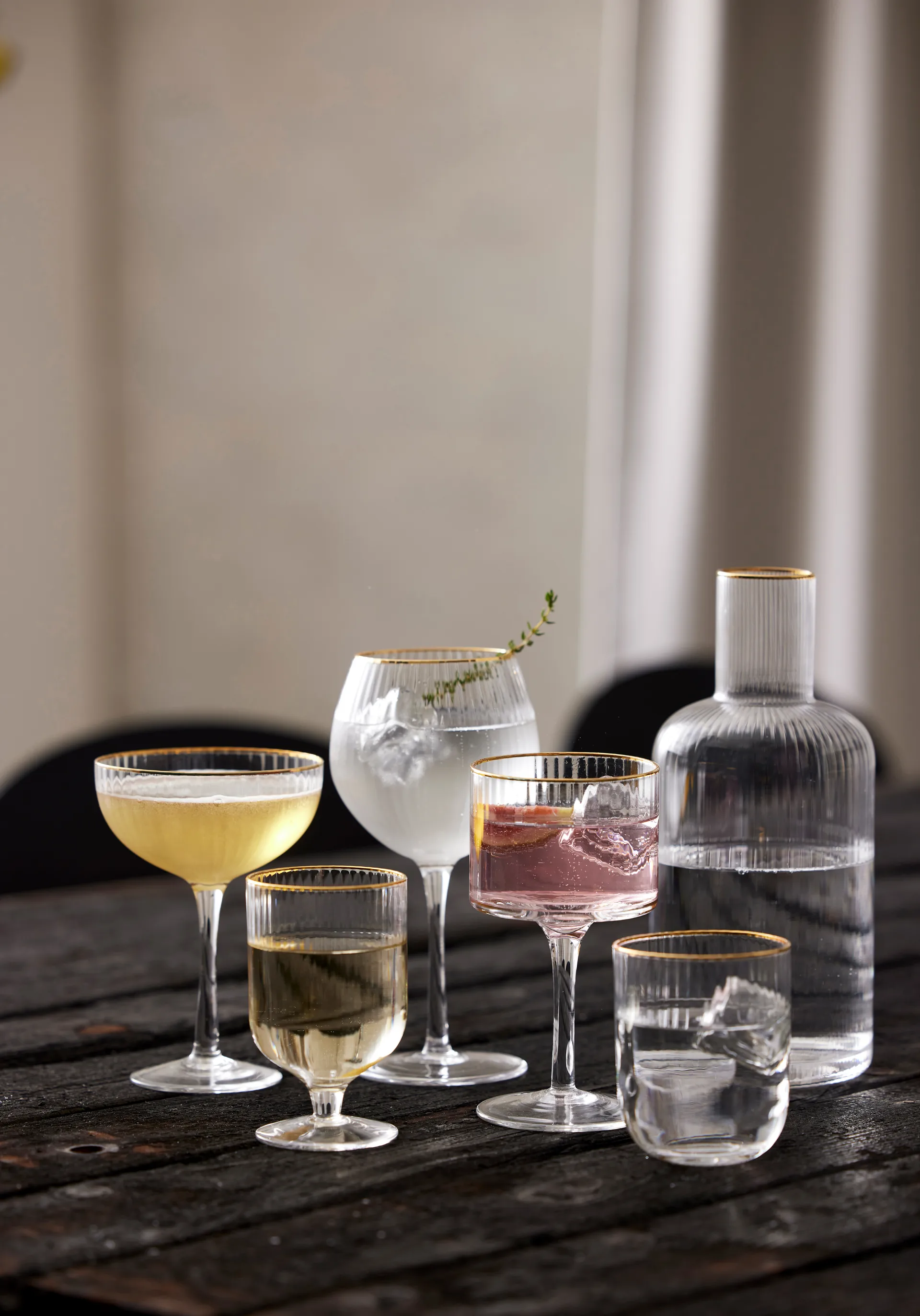 팔레르모 골드 칵테일잔 31.5 cl 4개 세트, Clear-gold Lyngby Glas | 링비 글라스