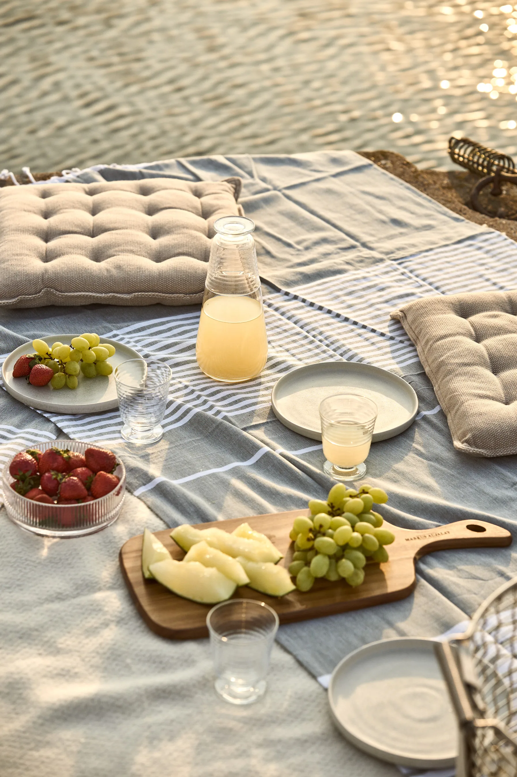 마커스 스몰 보드 서빙 트레이 20x48 cm, Acacia Markus Aujalay | 마르쿠스 오잘레이