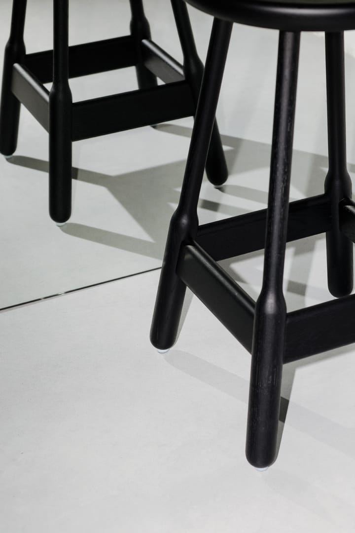 알버트 바스툴 50 cm, Dark stained oak Massproductions | 매스프로덕션스