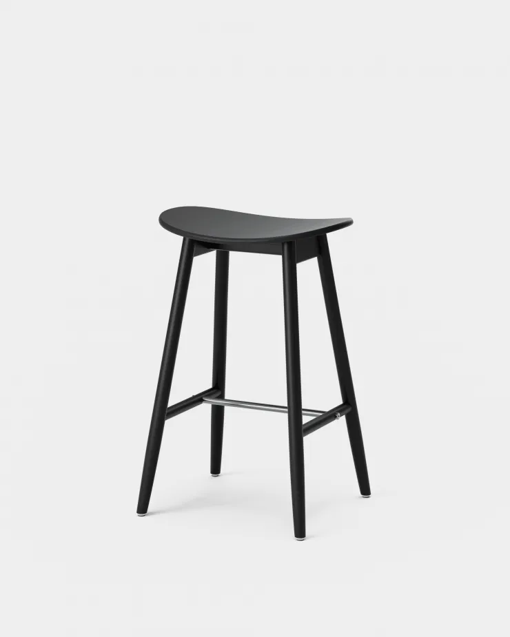 이차 바스툴 65 cm, Black stained beech Massproductions | 매스프로덕션스