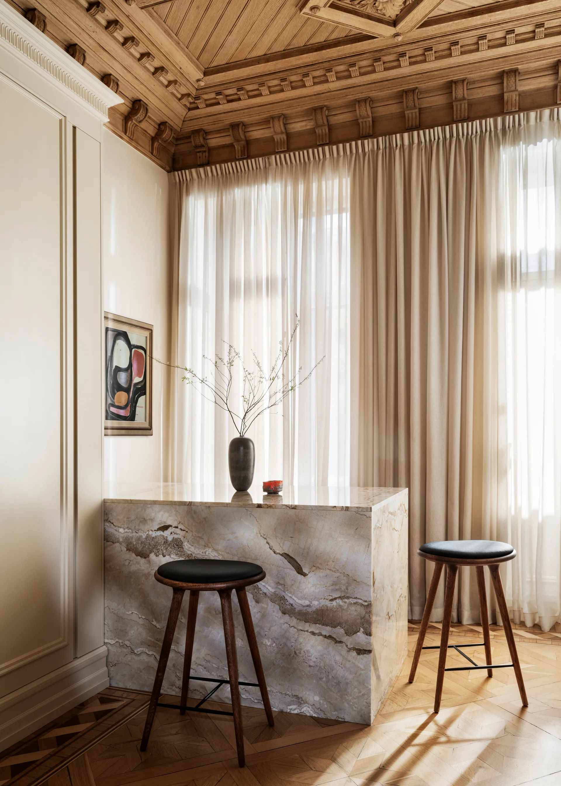 메이터 하이 바스툴 로우 69 cm, leather black, aluminium stand Mater | 메이터