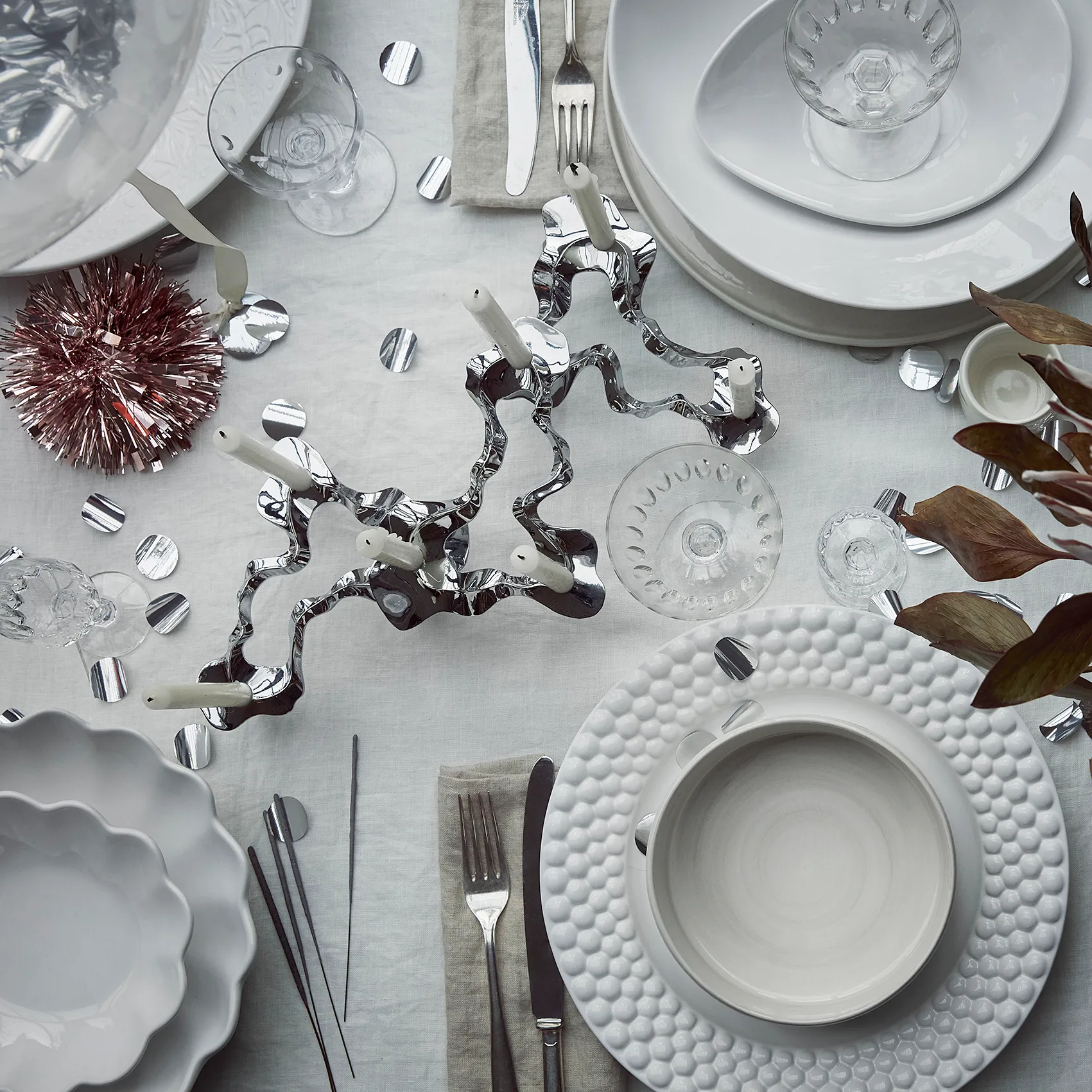 버블즈 접시 28 cm, White Mateus | 마테우스