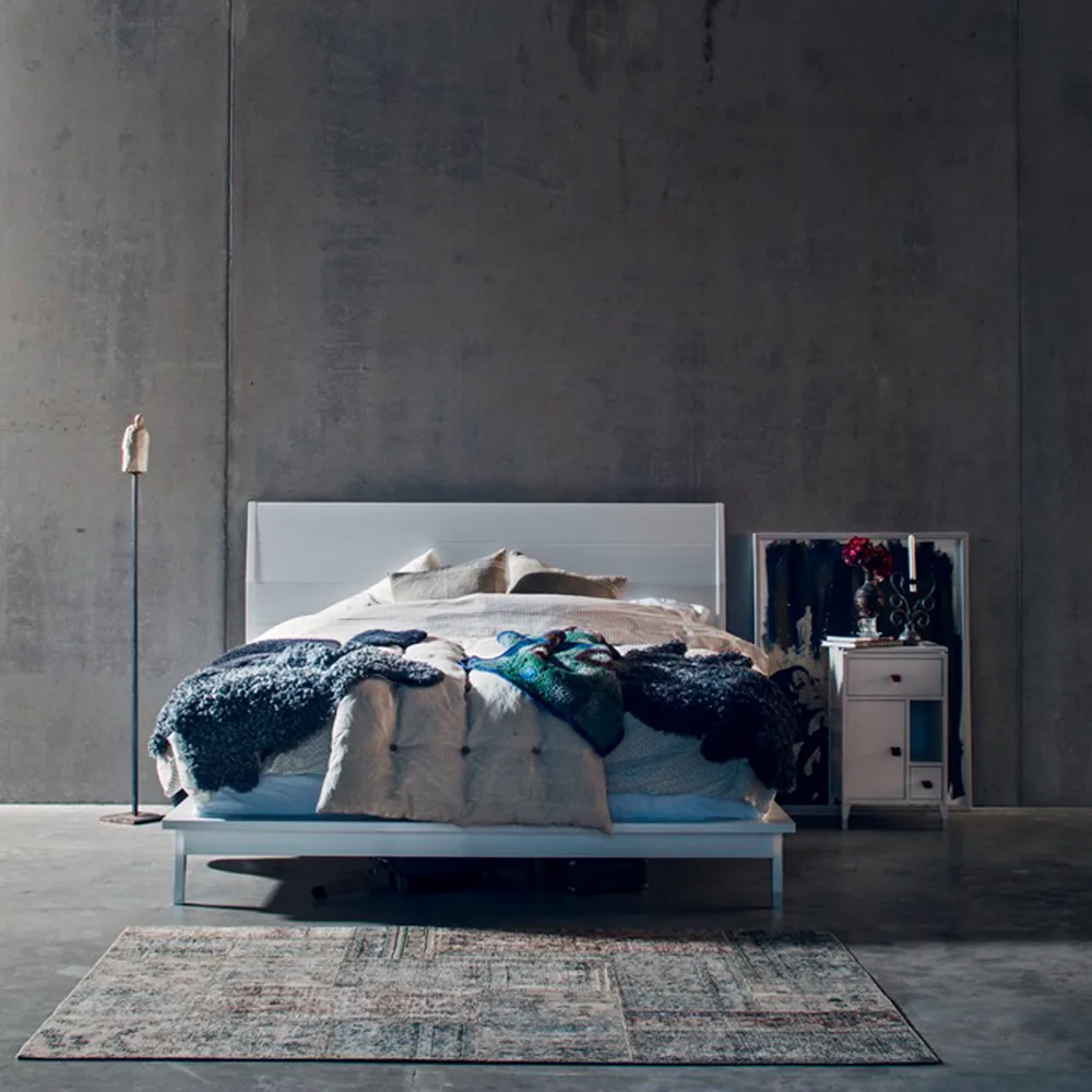 아비스코 로우 레그 협탁, white, handle in brown elk leather Mavis