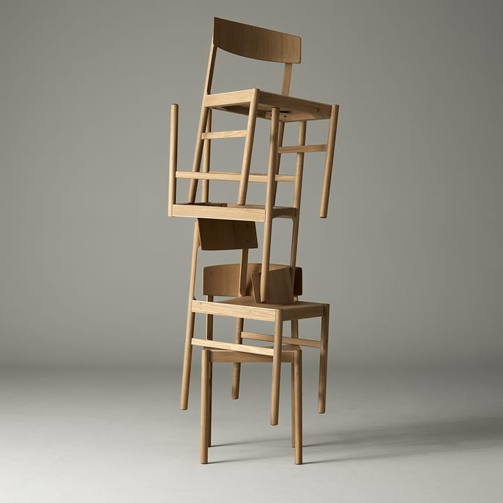 레드 체어, White pigmented matte lacquered oak Mavis