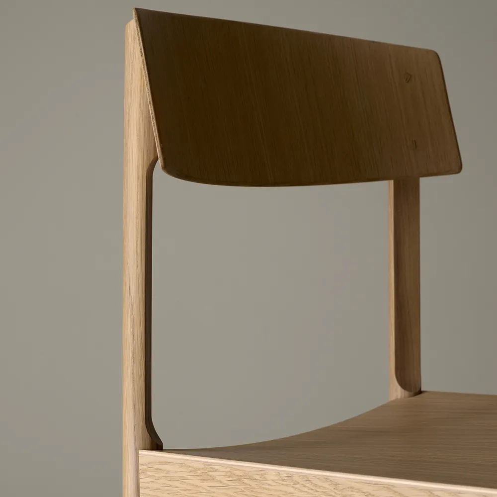 레드 체어, White pigmented matte lacquered oak Mavis